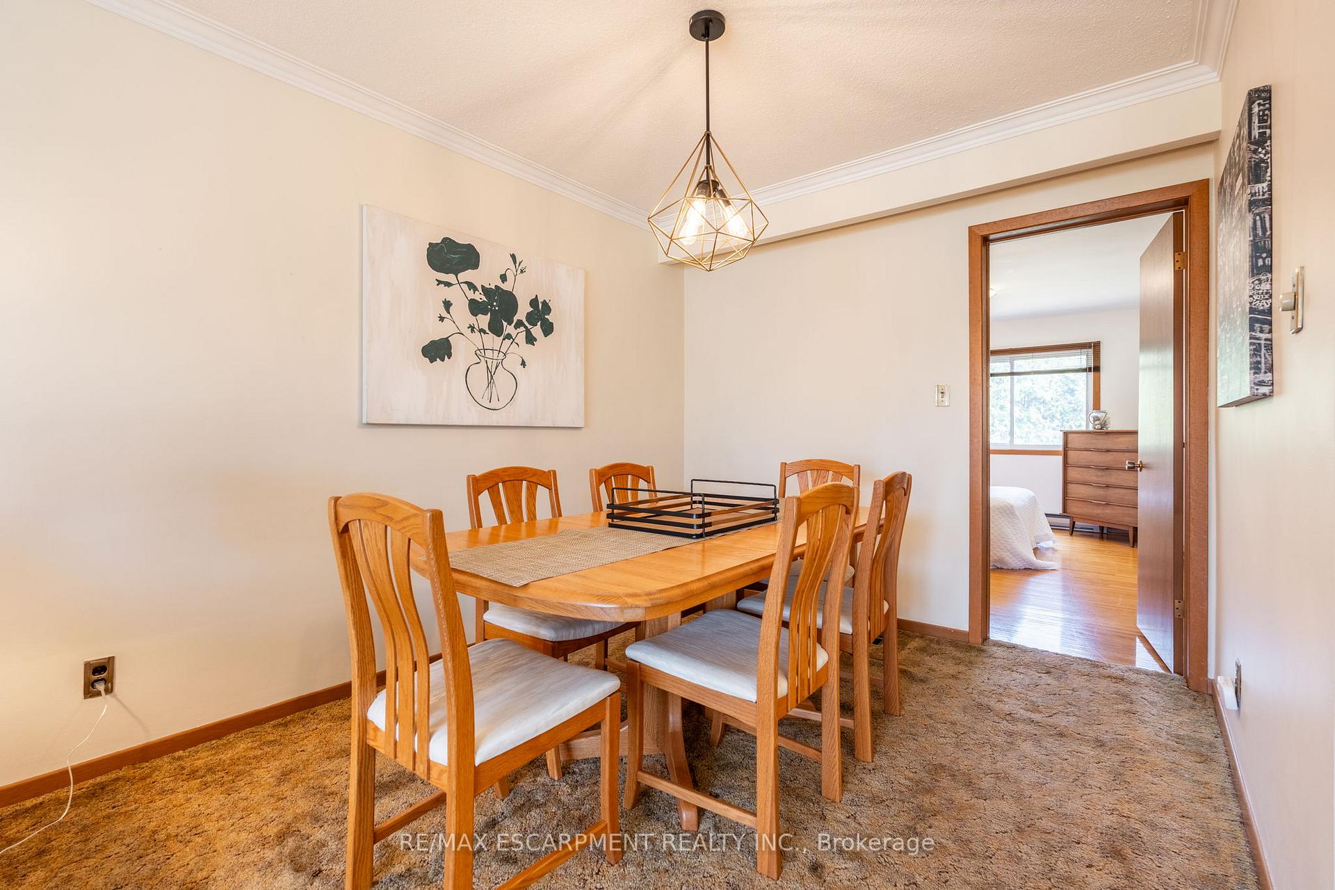 Photo 9 of 5160 Mulberry Drive, Burlington, Appleby — HOMEH