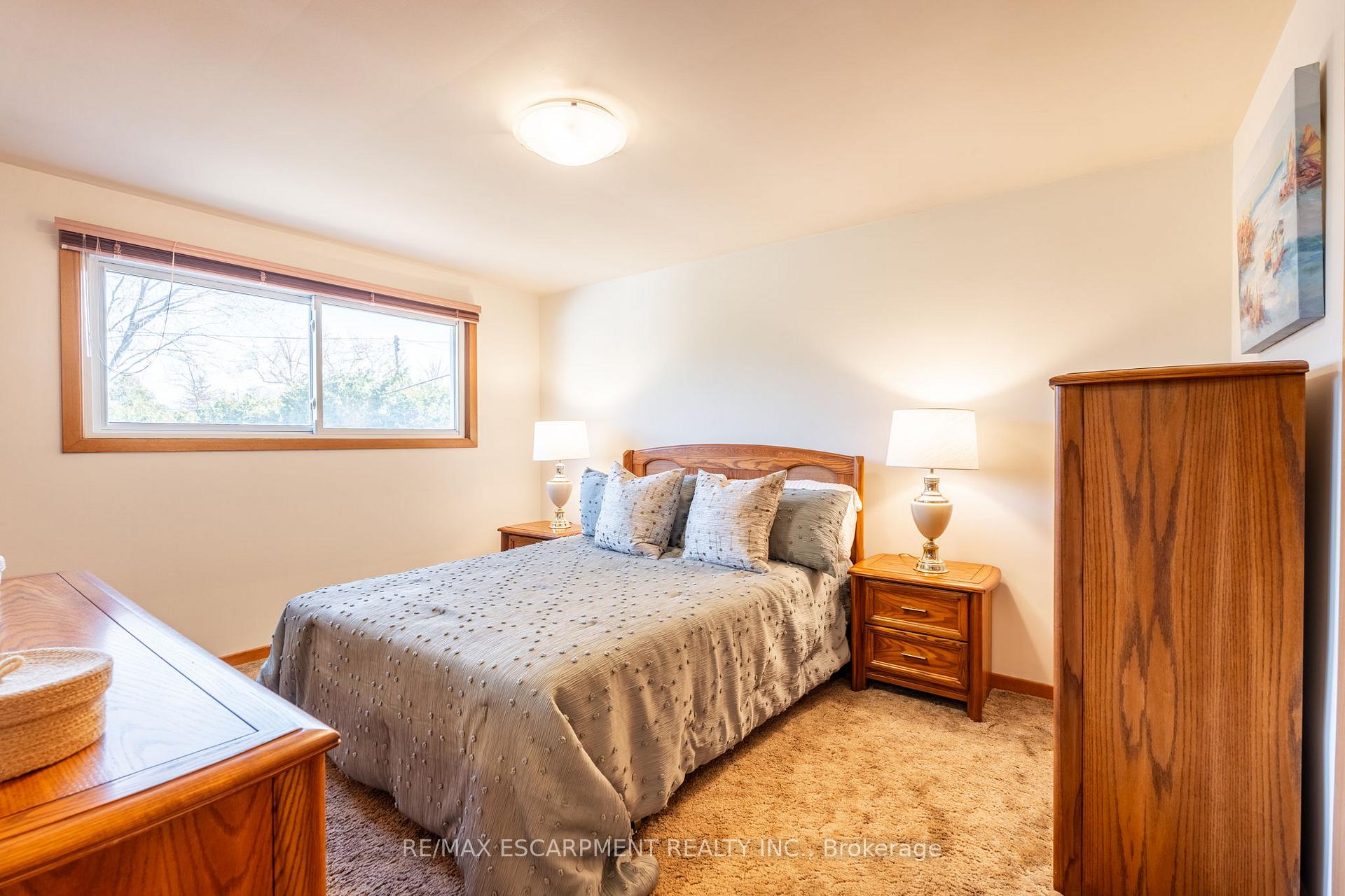 Photo 18 of 5160 Mulberry Drive, Burlington, Appleby — HOMEH