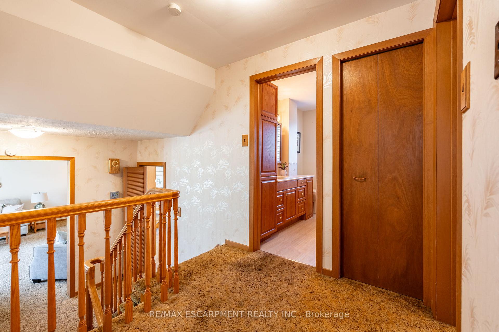 Photo 20 of 5160 Mulberry Drive, Burlington, Appleby — HOMEH