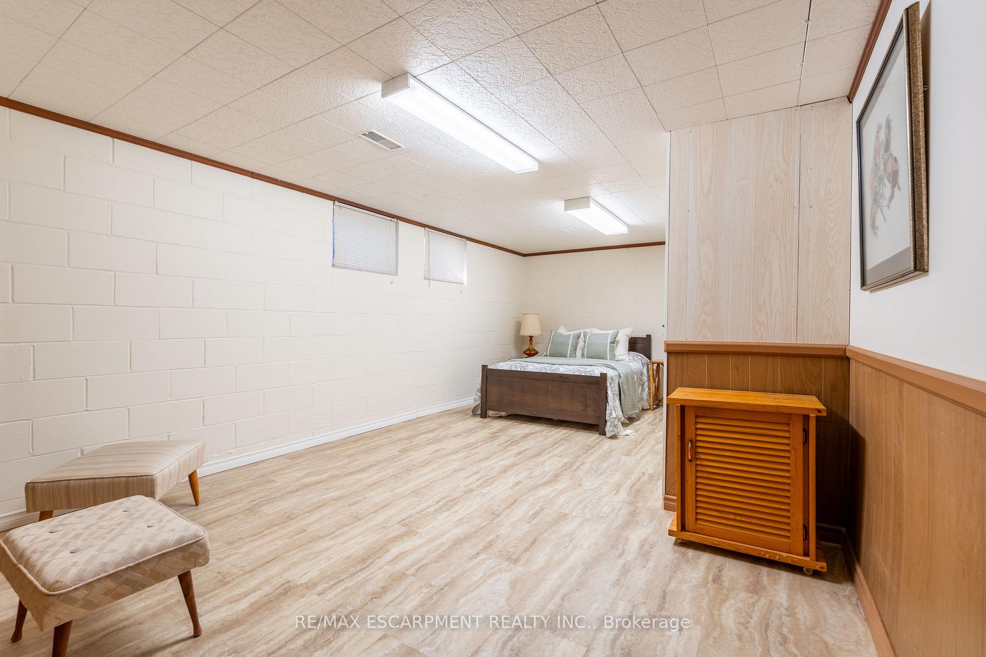 Photo 34 of 5160 Mulberry Drive, Burlington, Appleby — HOMEH