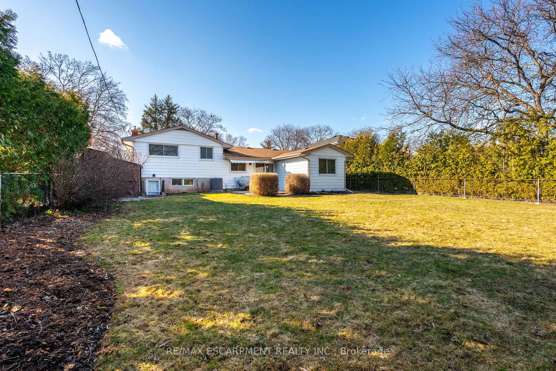 Photo 49 of 5160 Mulberry Drive, Burlington, Appleby — HOMEH