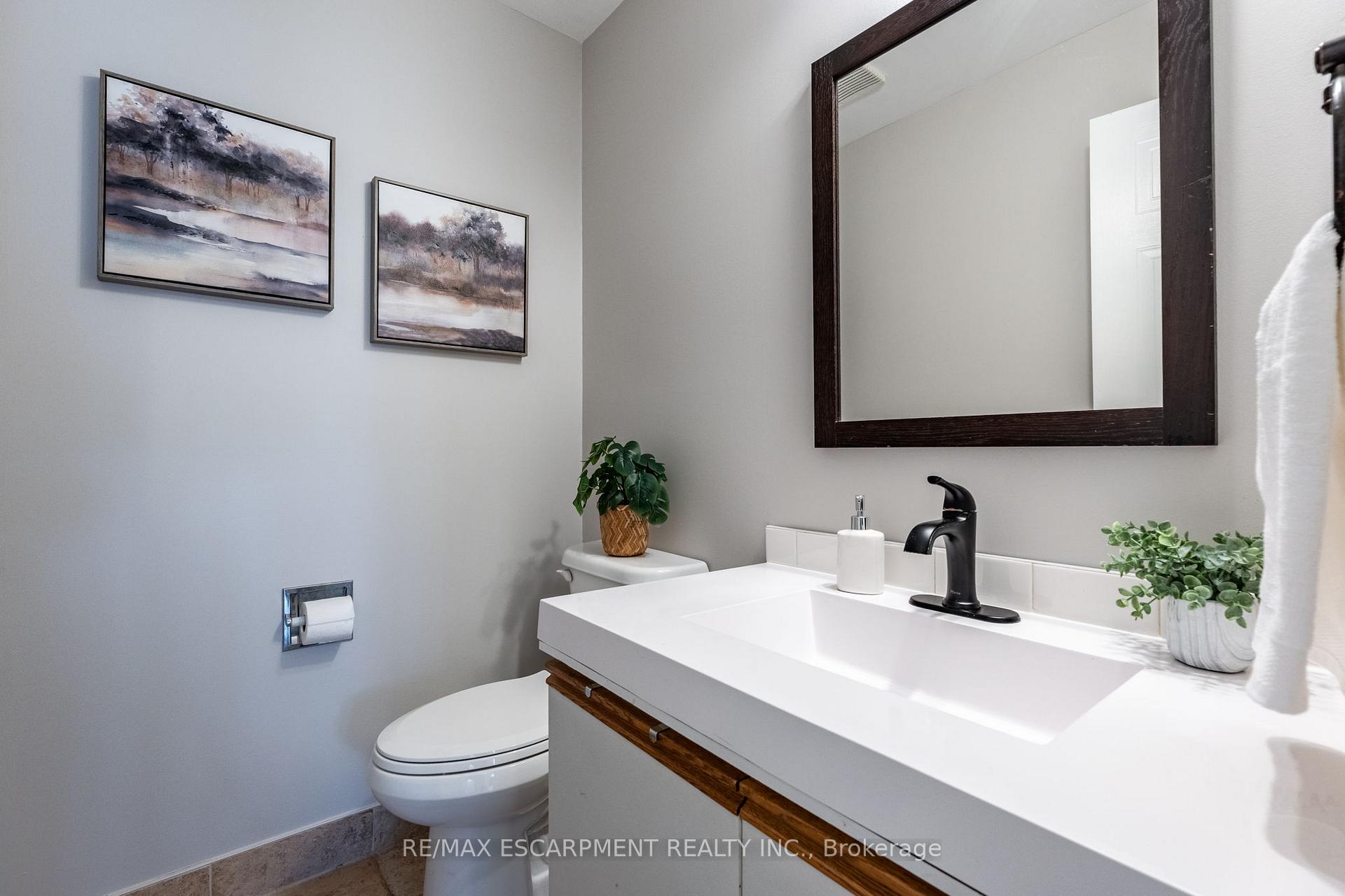 Photo 12 of 3367 Cardiff Crescent, Burlington, Headon — HOMEH