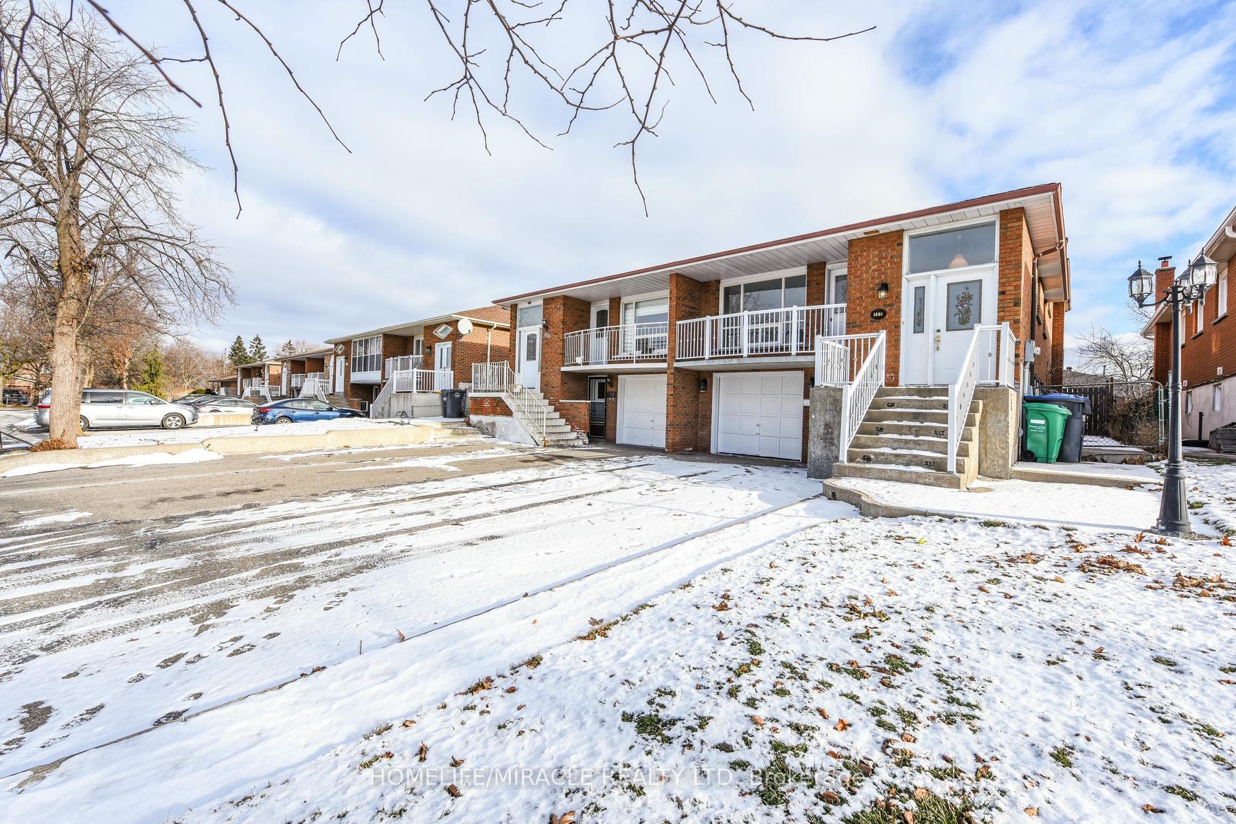 Photo 35 of 102 Jade Crescent, Brampton, Northgate — HOMEH