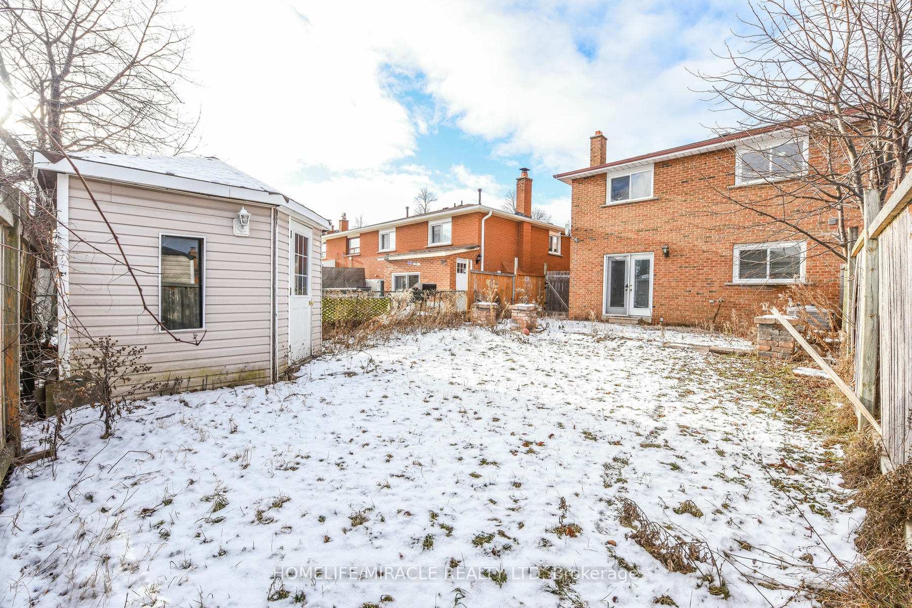 Photo 38 of 102 Jade Crescent, Brampton, Northgate — HOMEH