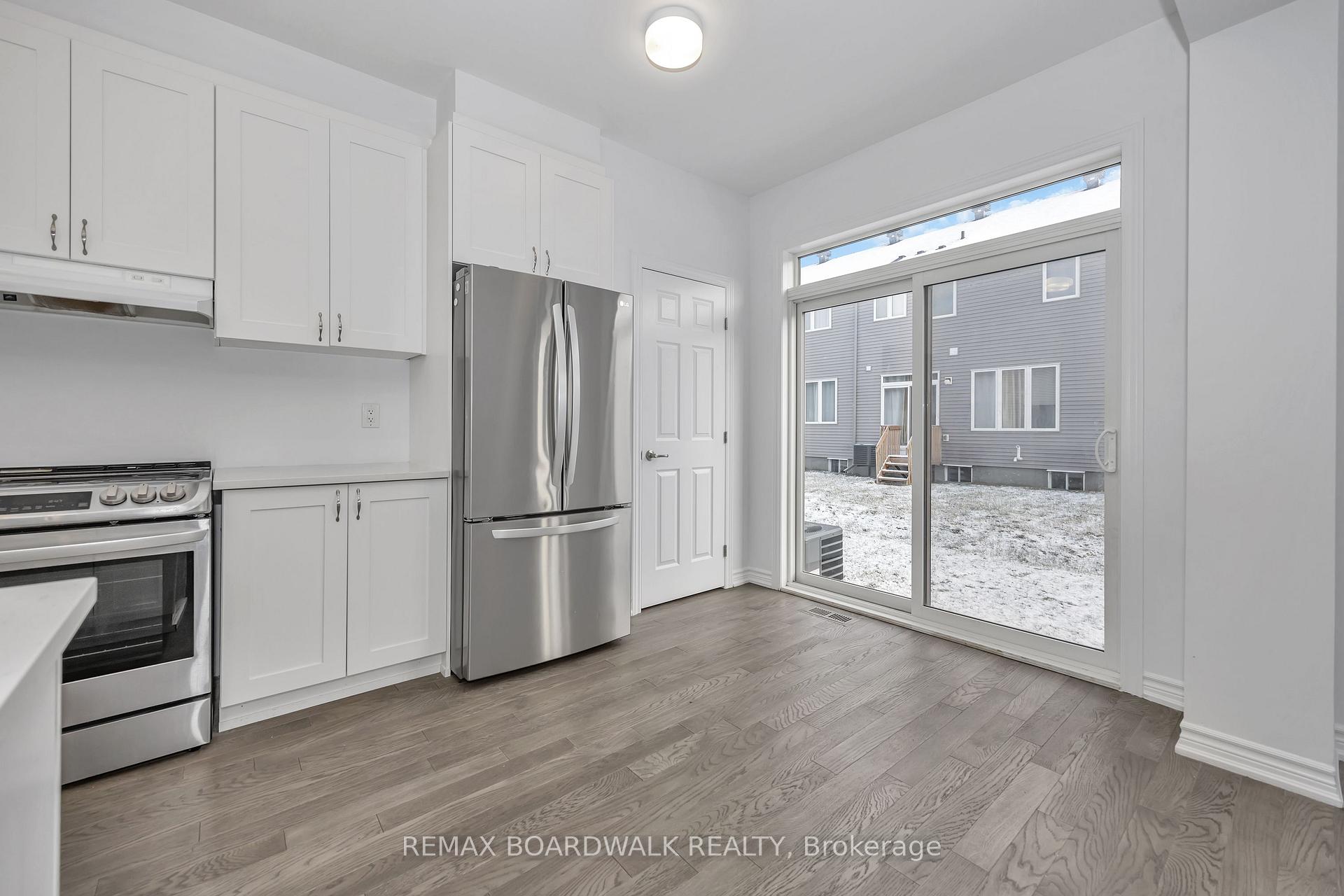 Photo 15 of 535 Flagstaff Drive, Ottawa, Barrhaven - Half Moon Bay — HOMEH