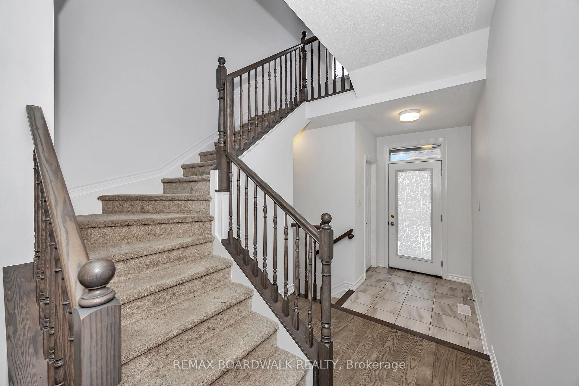 Photo 17 of 535 Flagstaff Drive, Ottawa, Barrhaven - Half Moon Bay — HOMEH