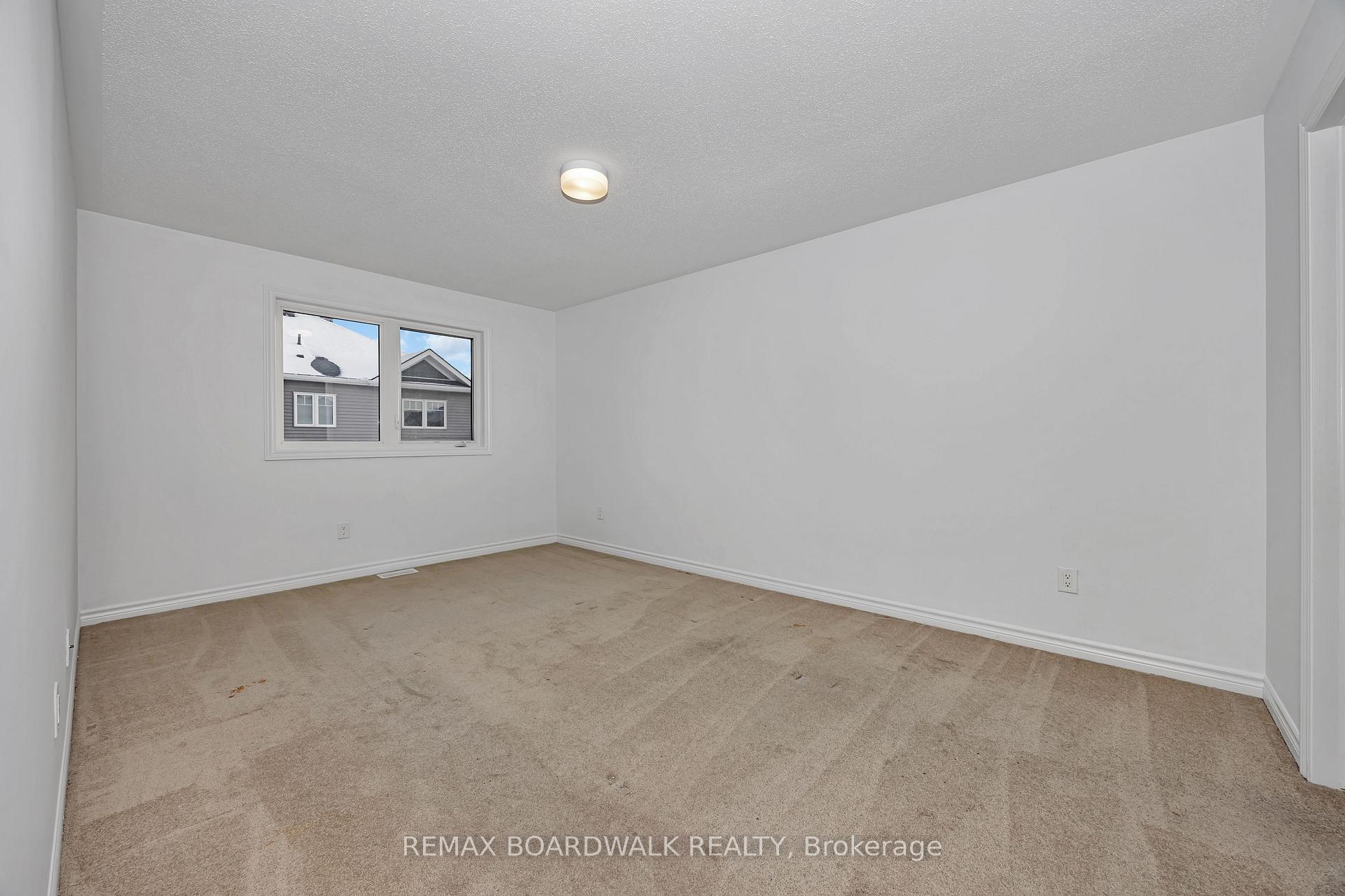 Photo 19 of 535 Flagstaff Drive, Ottawa, Barrhaven - Half Moon Bay — HOMEH
