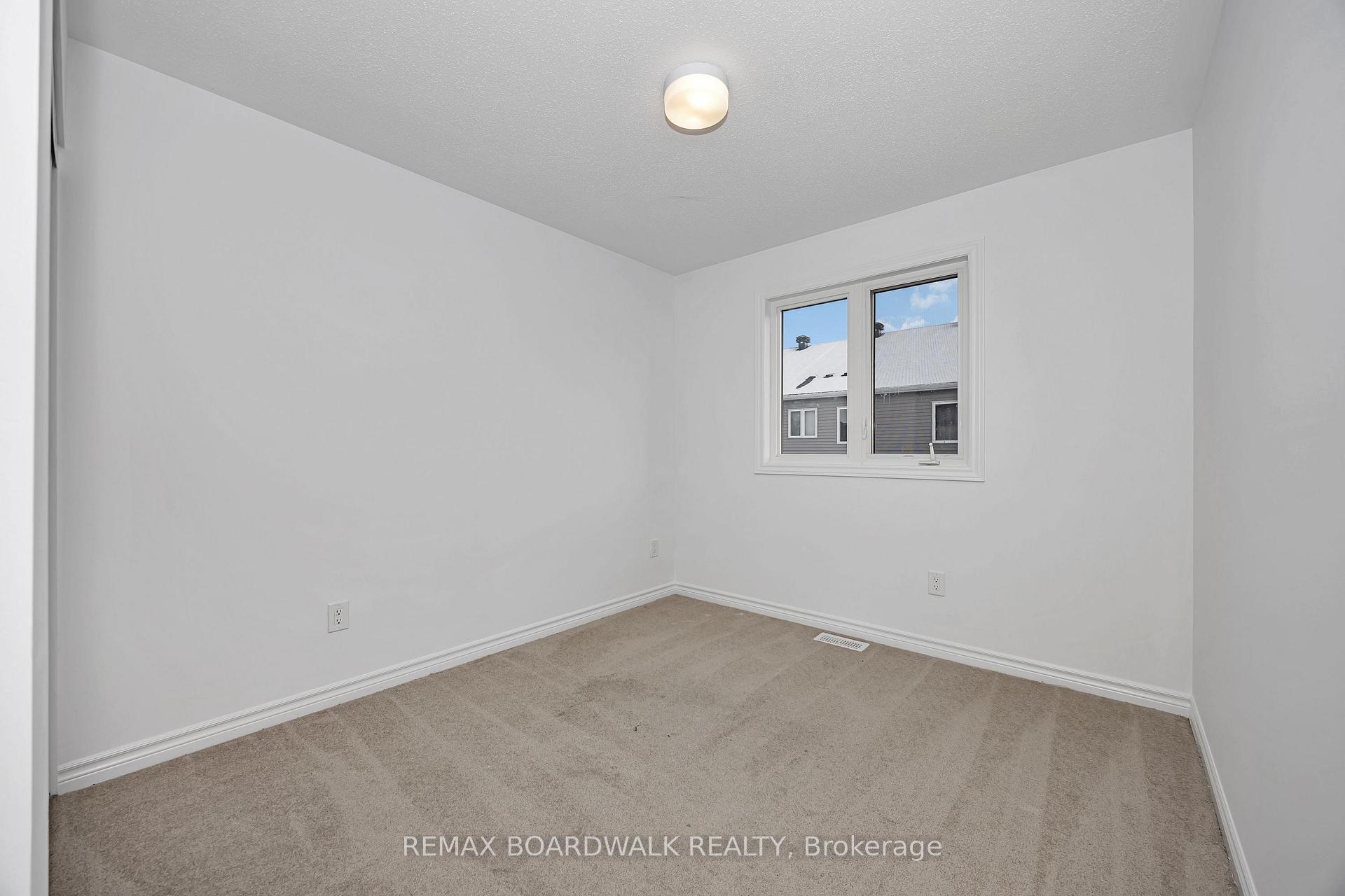Photo 24 of 535 Flagstaff Drive, Ottawa, Barrhaven - Half Moon Bay — HOMEH