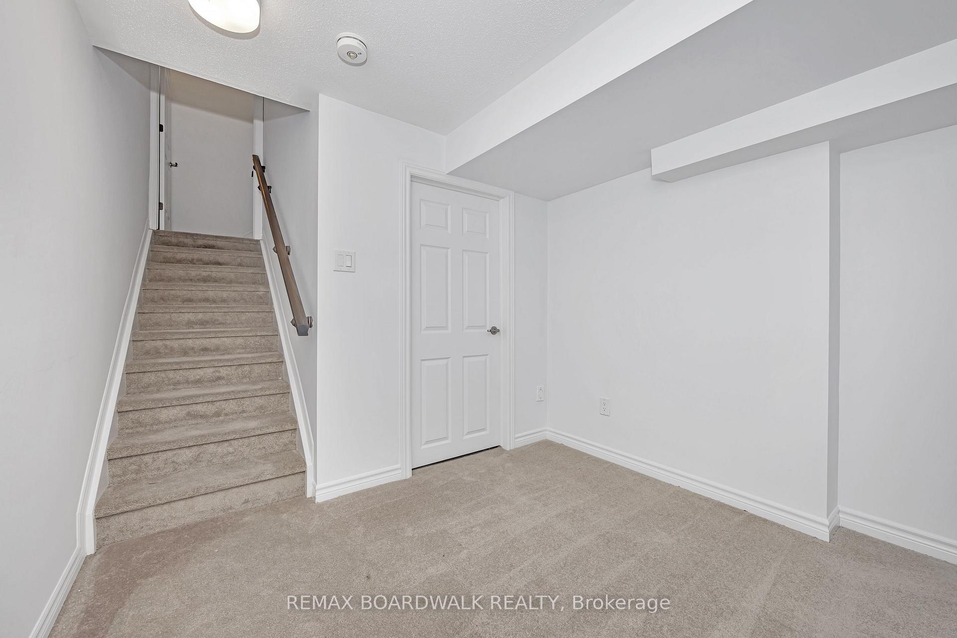 Photo 33 of 535 Flagstaff Drive, Ottawa, Barrhaven - Half Moon Bay — HOMEH
