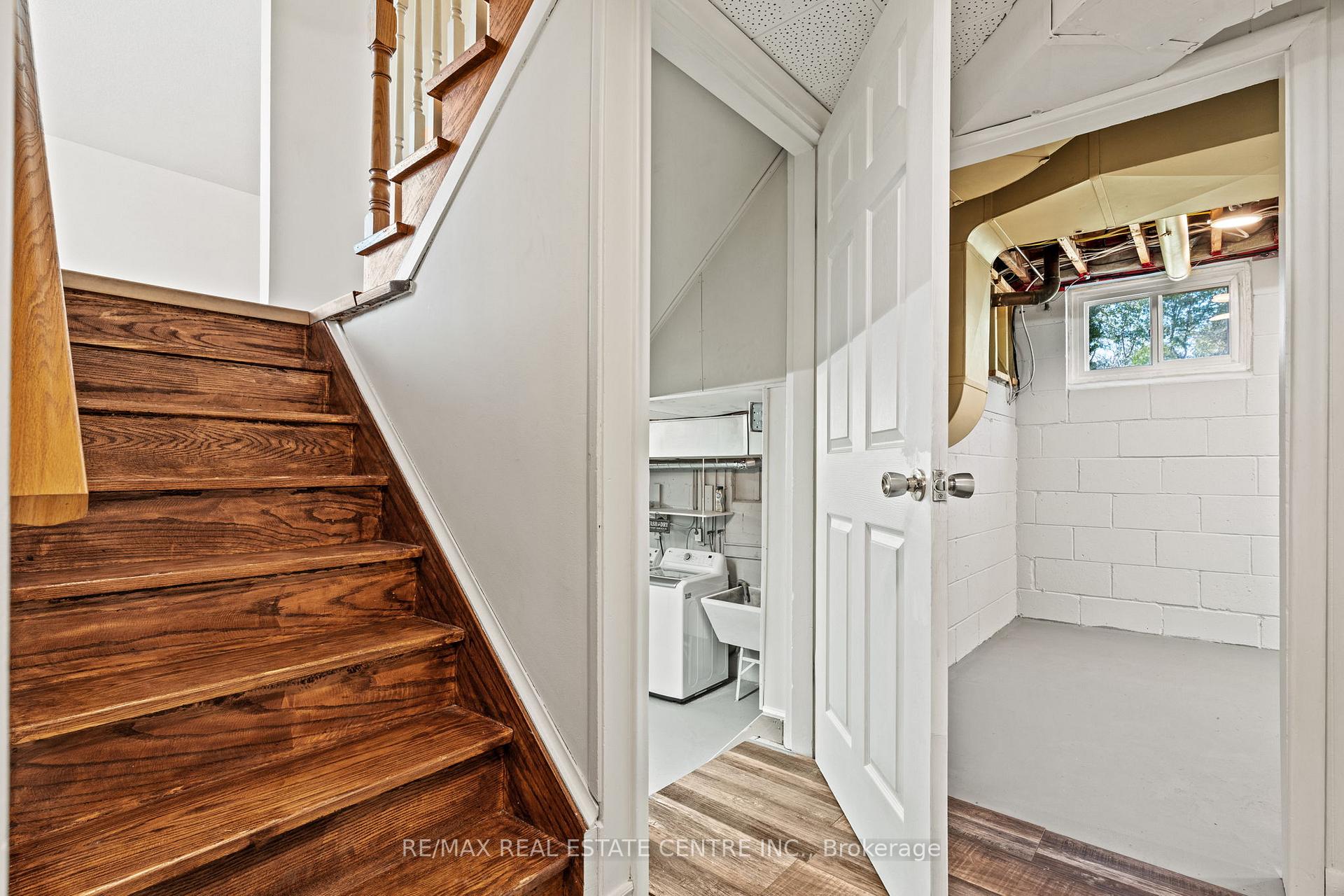 Photo 26 of 84 Rose Street N, Barrie, Wellington — HOMEH
