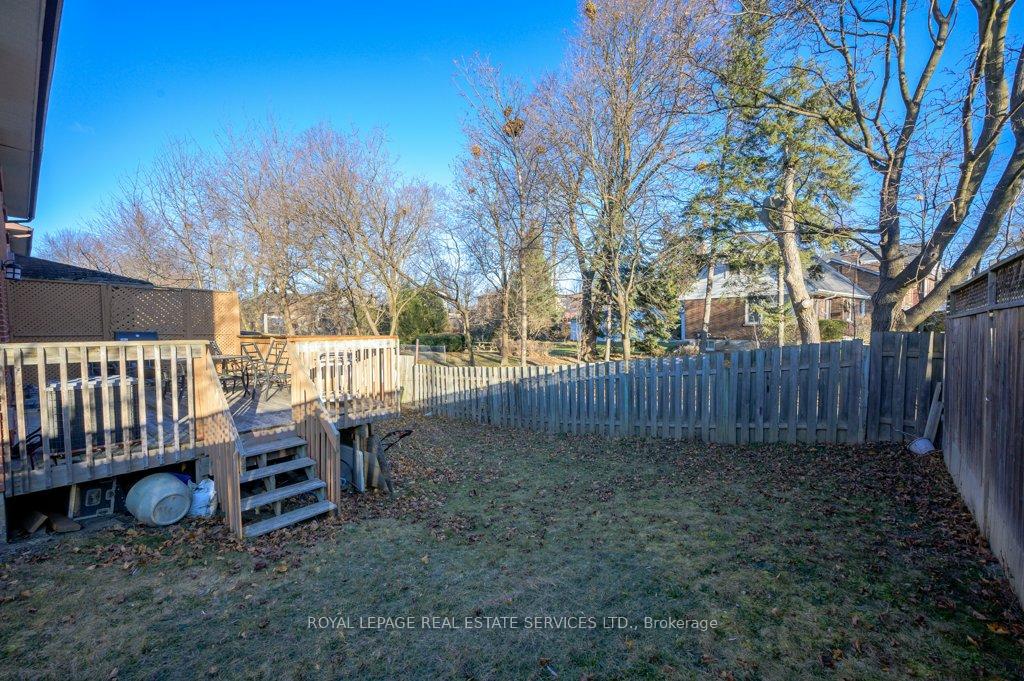 Photo 3 of 116 Mill Street N, Brampton, Downtown Brampton — HOMEH