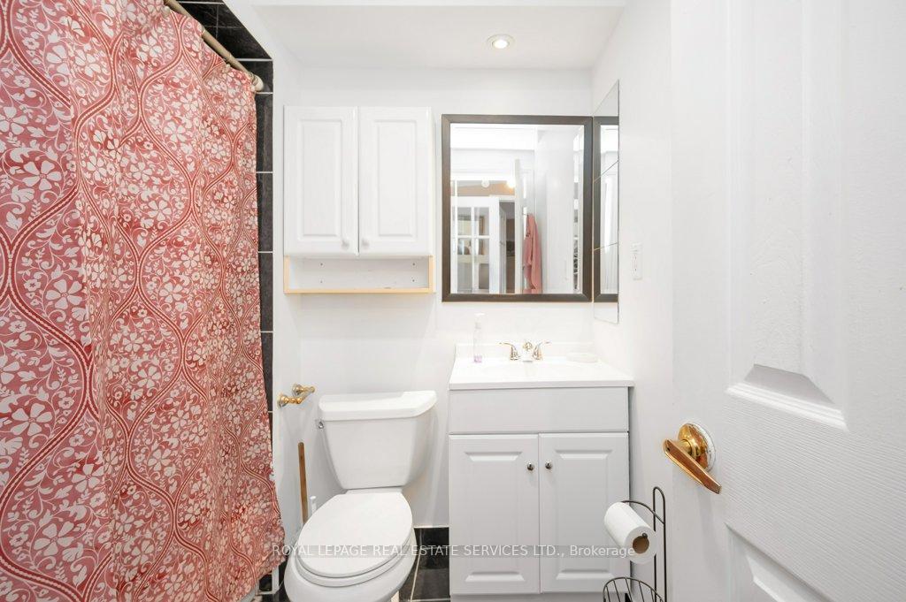 Photo 18 of 116 Mill Street N, Brampton, Downtown Brampton — HOMEH