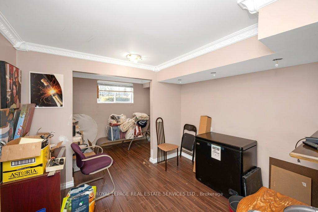 Photo 19 of 116 Mill Street N, Brampton, Downtown Brampton — HOMEH