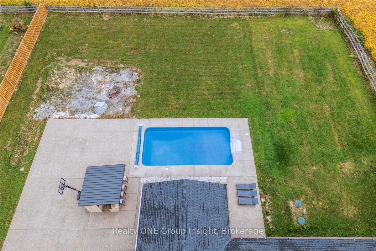 Photo 40 of 214 Binbrook Road, Hamilton, Rural Glanbrook — HOMEH