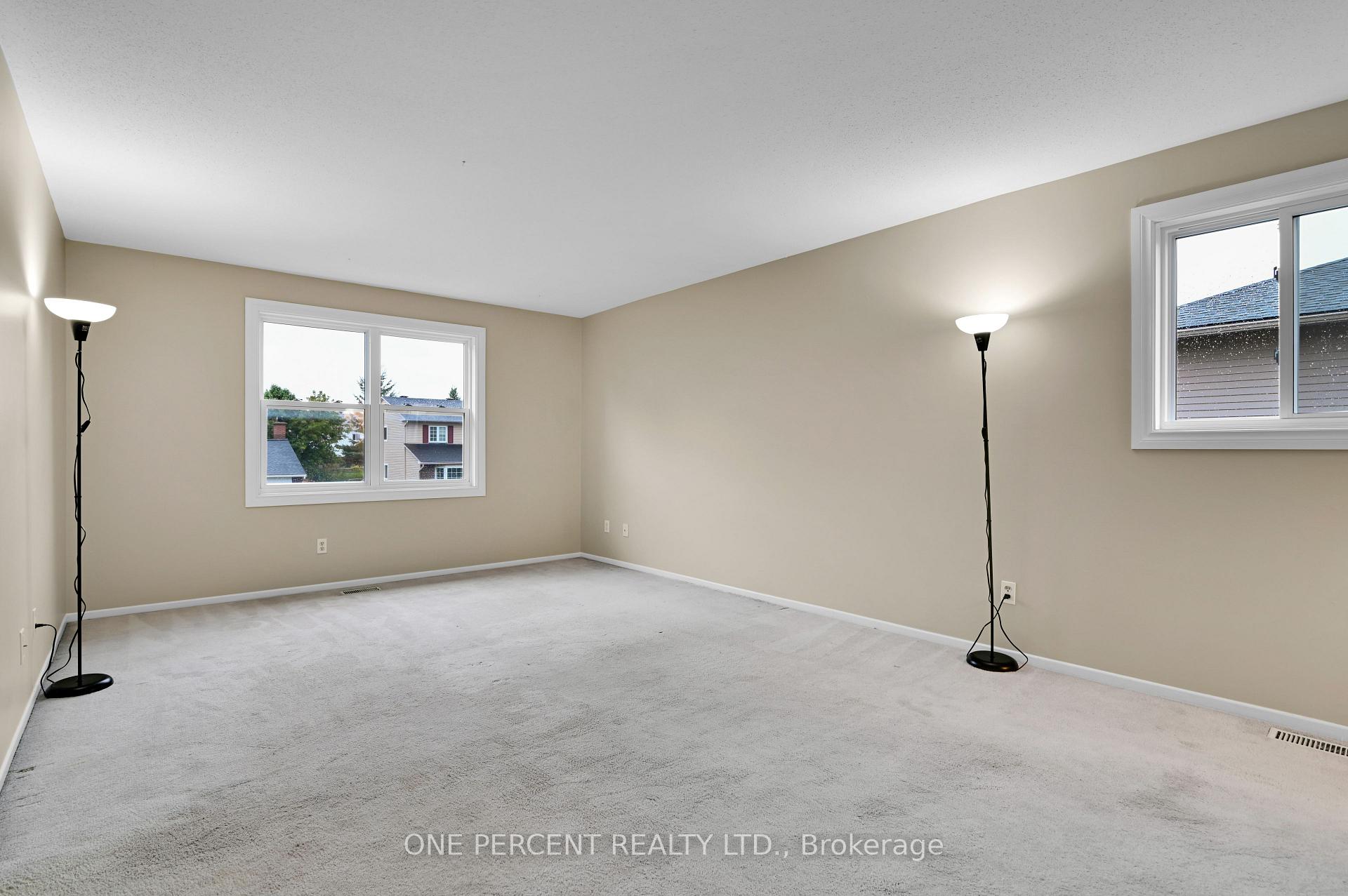 Photo 19 of 28 Phylis Street, Ottawa, Barrhaven - Pheasant Run — HOMEH