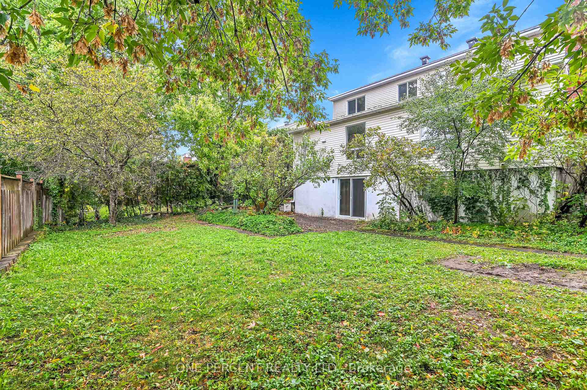 Photo 29 of 28 Phylis Street, Ottawa, Barrhaven - Pheasant Run — HOMEH