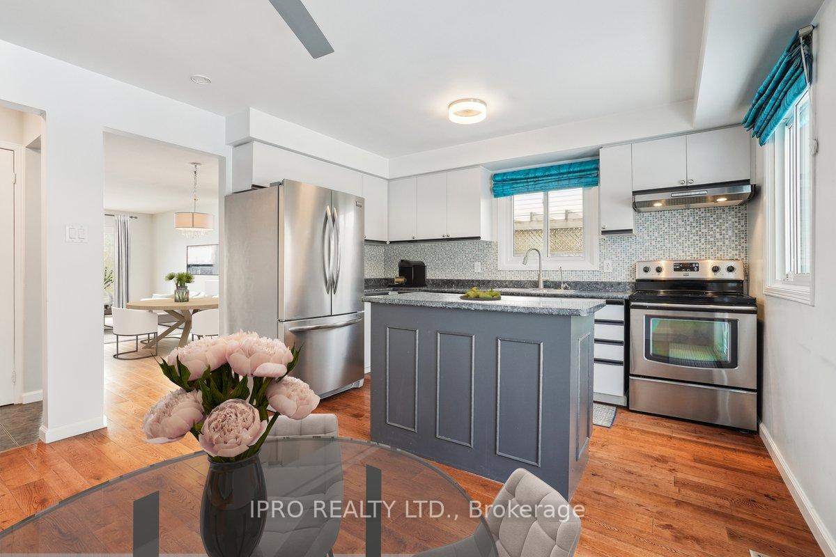 Photo 9 of 2149 Tina Road, Burlington, Headon — HOMEH