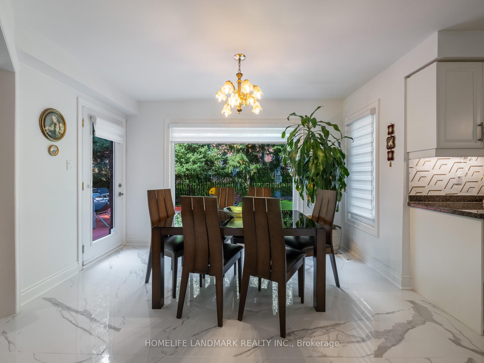 Photo 10 of 53 Highgrove Crescent, Richmond Hill, Mill Pond — HOMEH