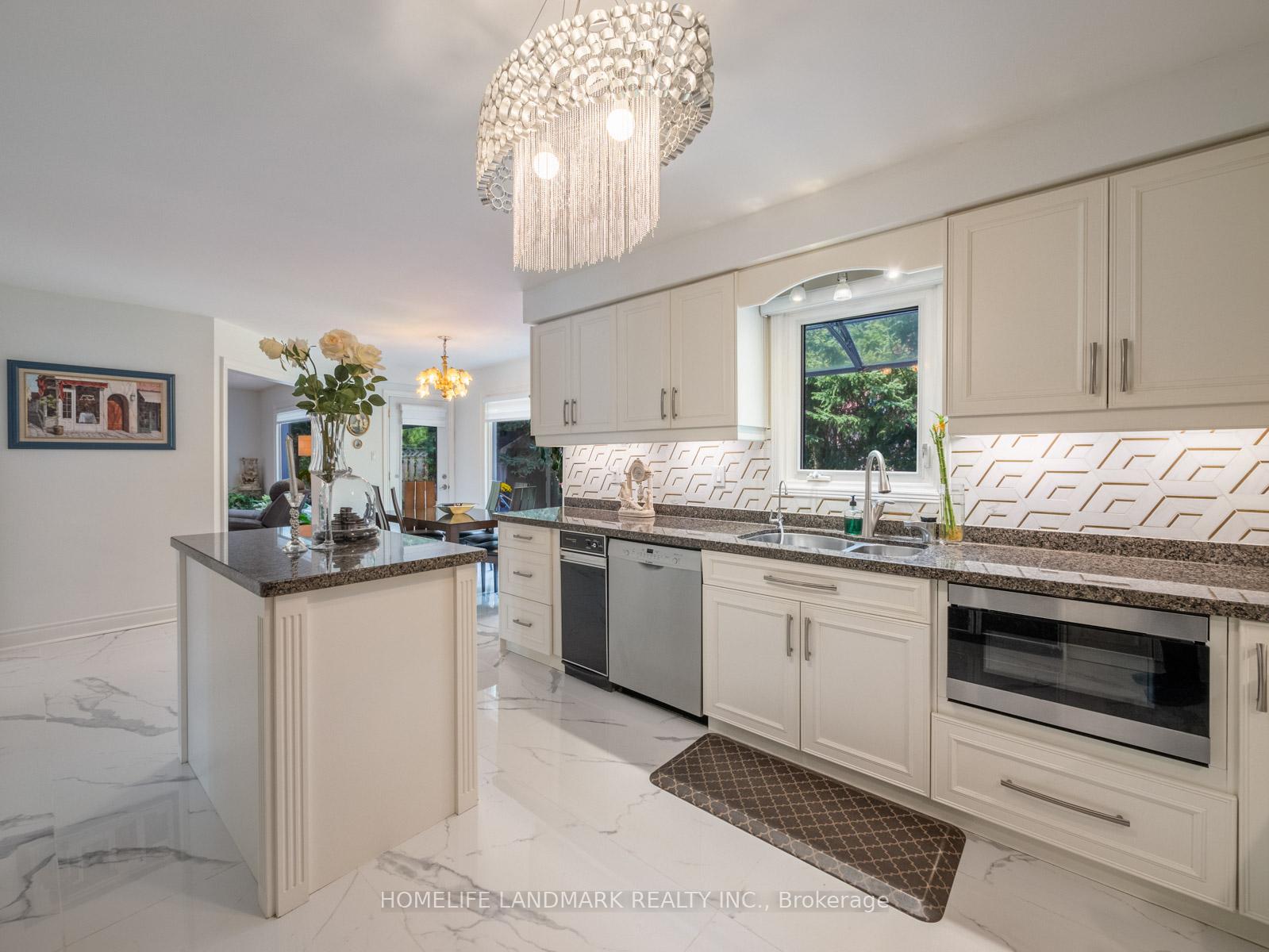 Photo 14 of 53 Highgrove Crescent, Richmond Hill, Mill Pond — HOMEH