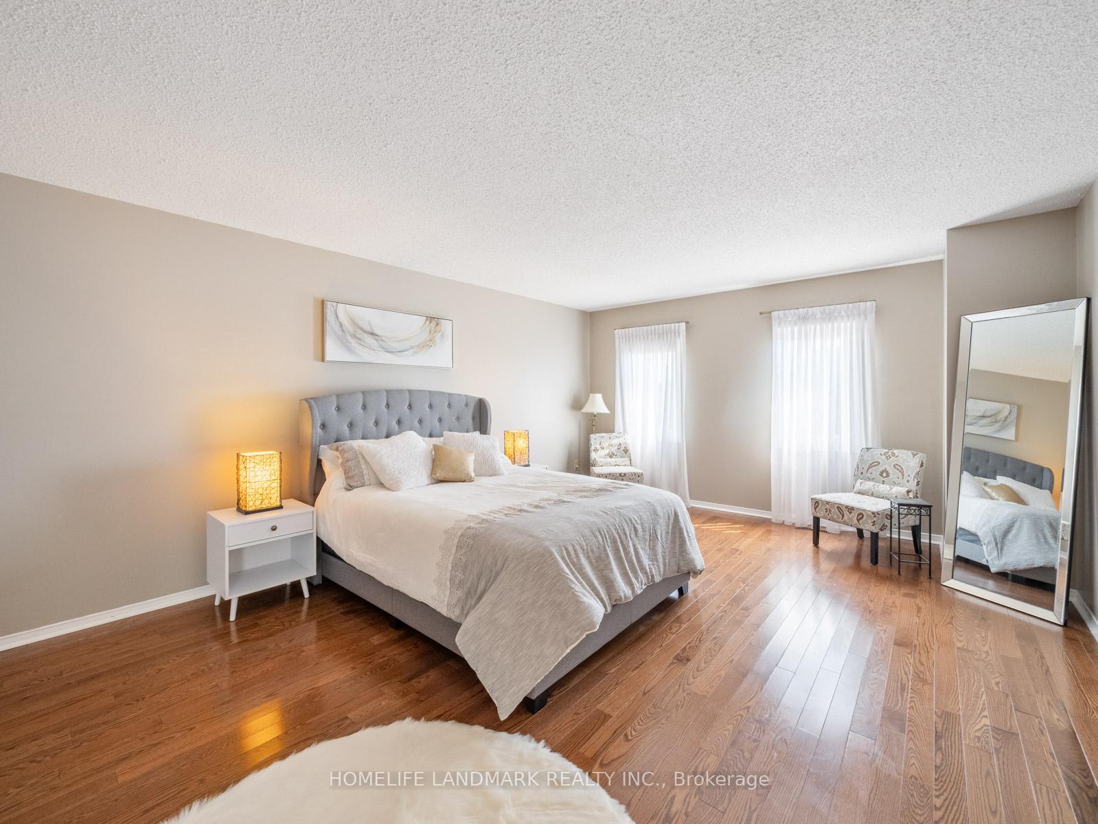 Photo 22 of 53 Highgrove Crescent, Richmond Hill, Mill Pond — HOMEH