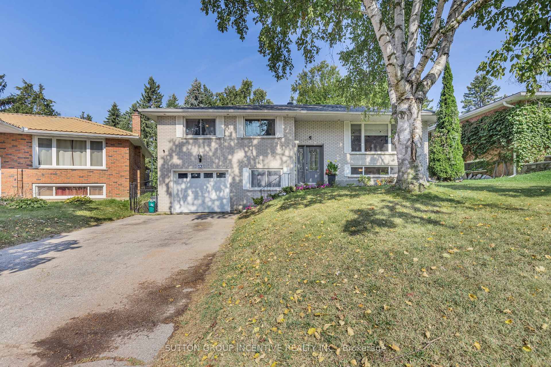 Photo 6 of 12 Roslyn Road, Barrie, Wellington — HOMEH