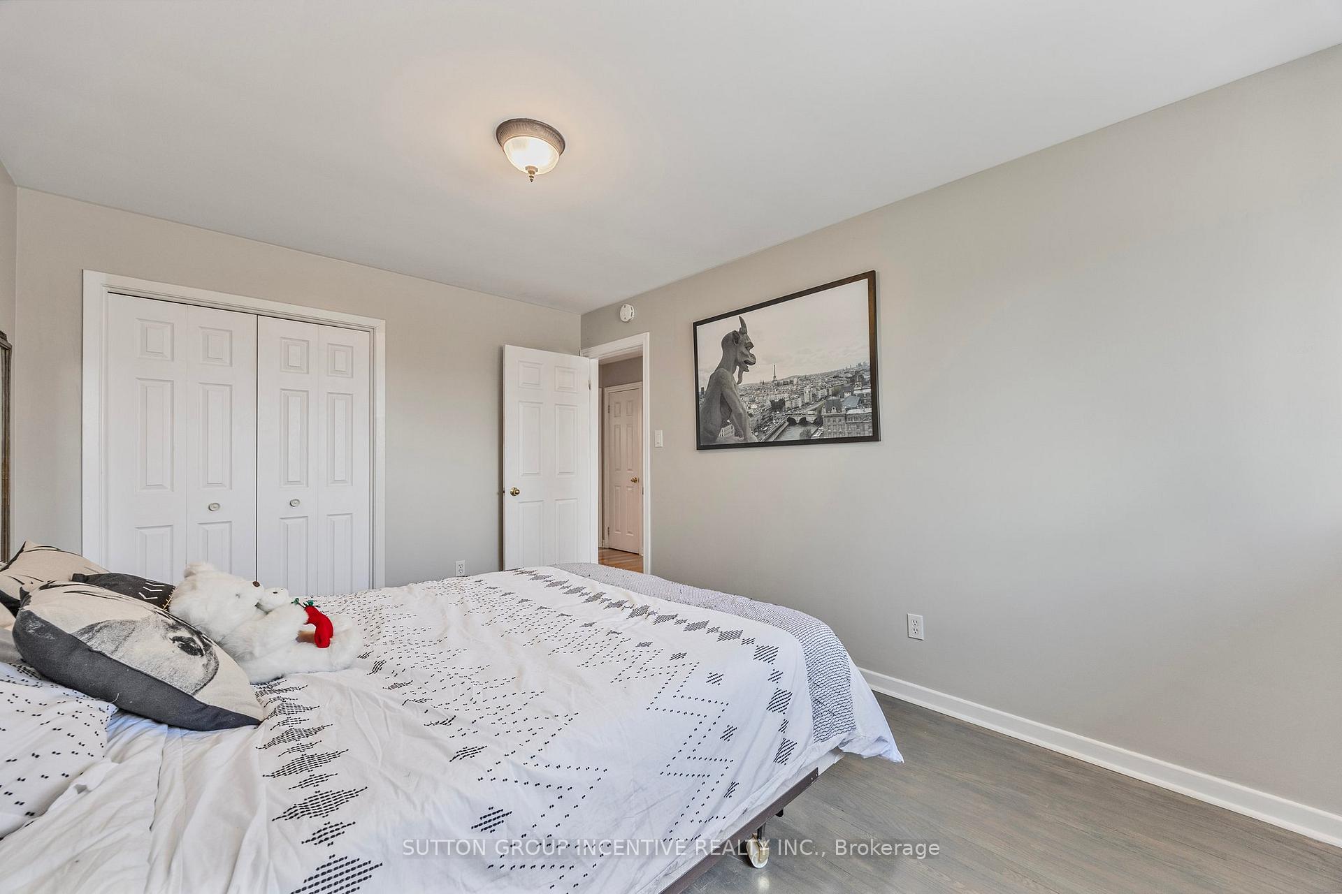 Photo 19 of 12 Roslyn Road, Barrie, Wellington — HOMEH