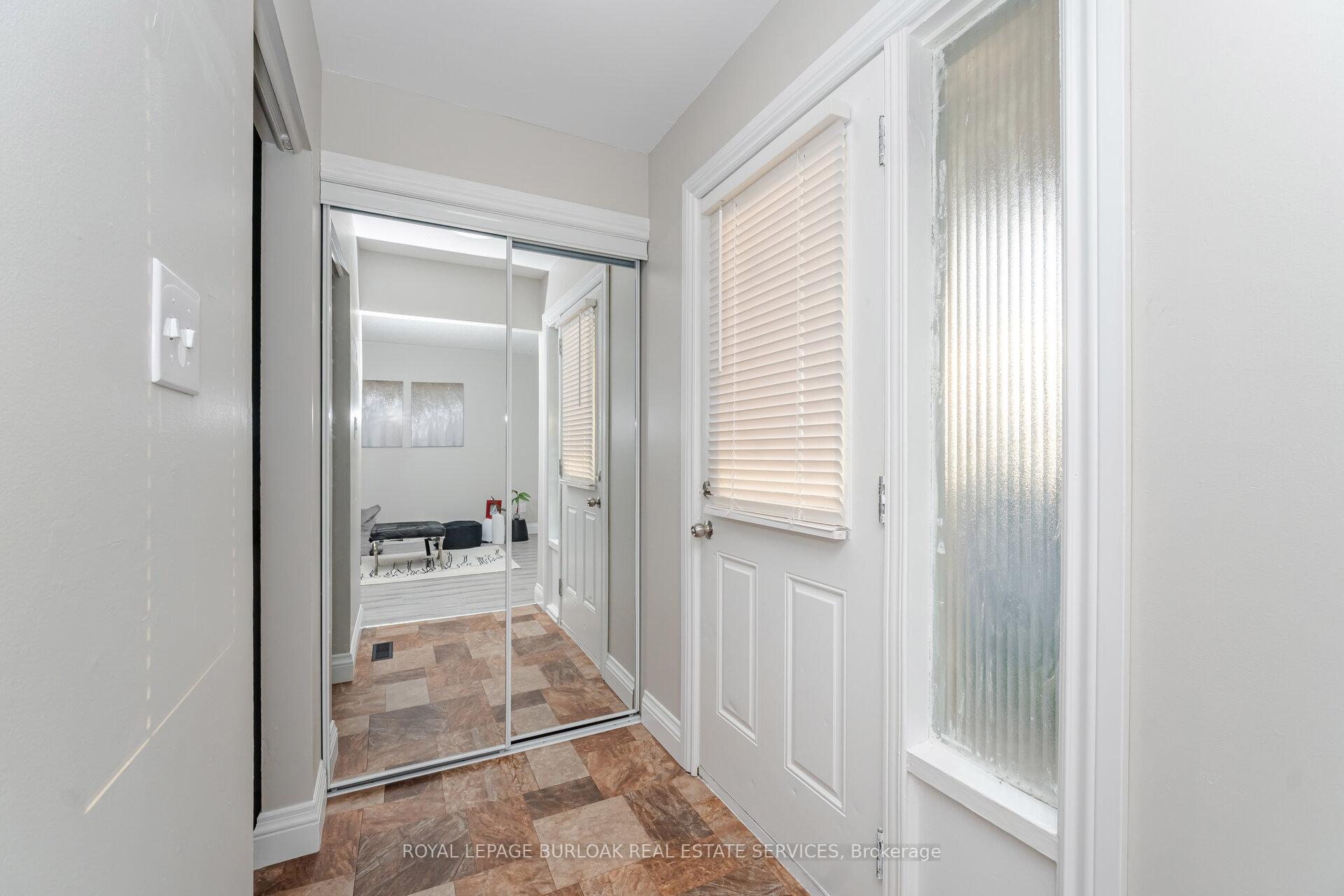 Photo 6 of 19 Juniper Crescent, Brampton, Northgate — HOMEH