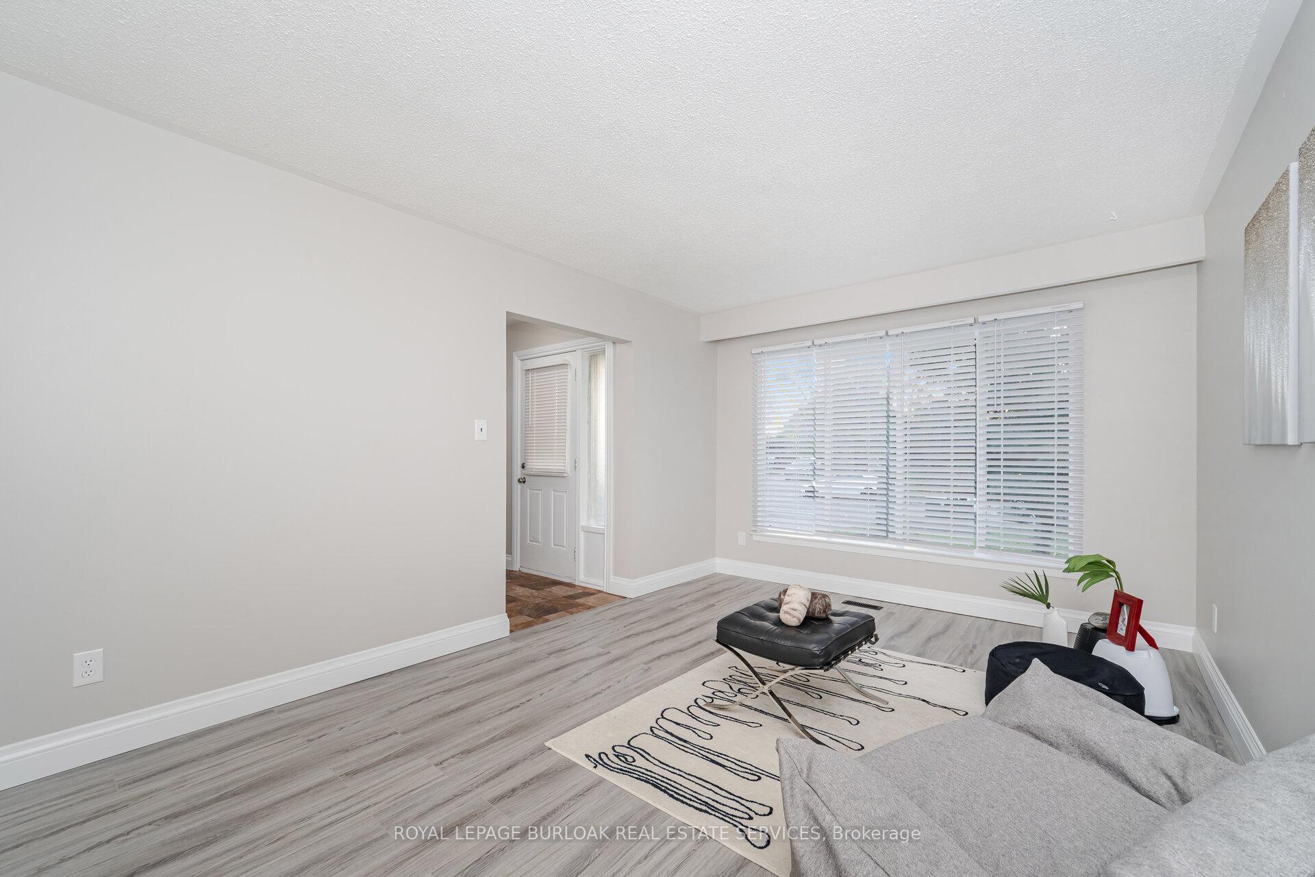 Photo 13 of 19 Juniper Crescent, Brampton, Northgate — HOMEH