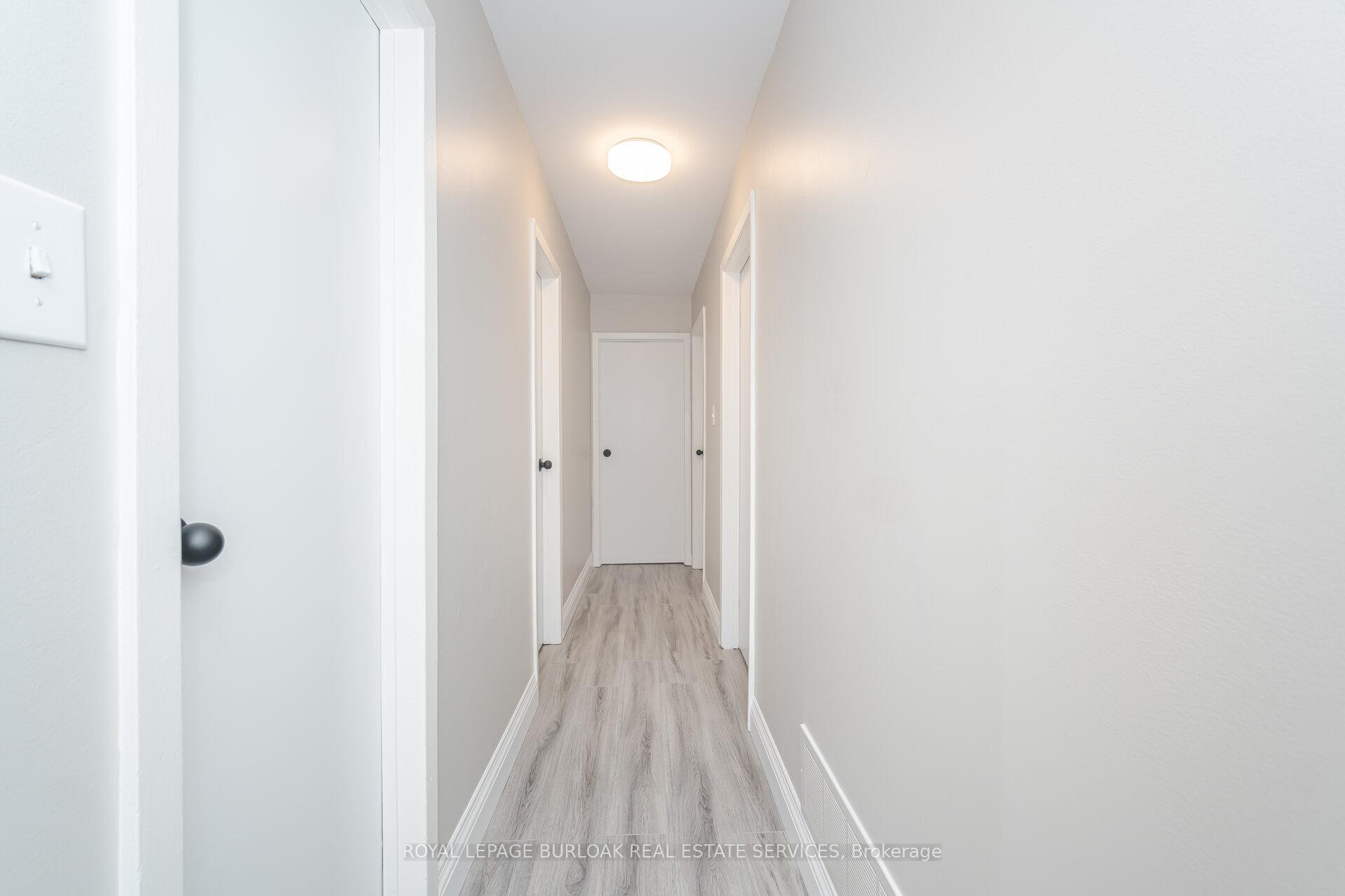 Photo 17 of 19 Juniper Crescent, Brampton, Northgate — HOMEH