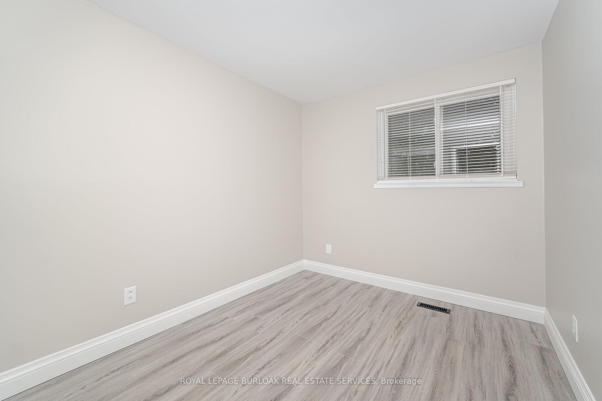 Photo 21 of 19 Juniper Crescent, Brampton, Northgate — HOMEH