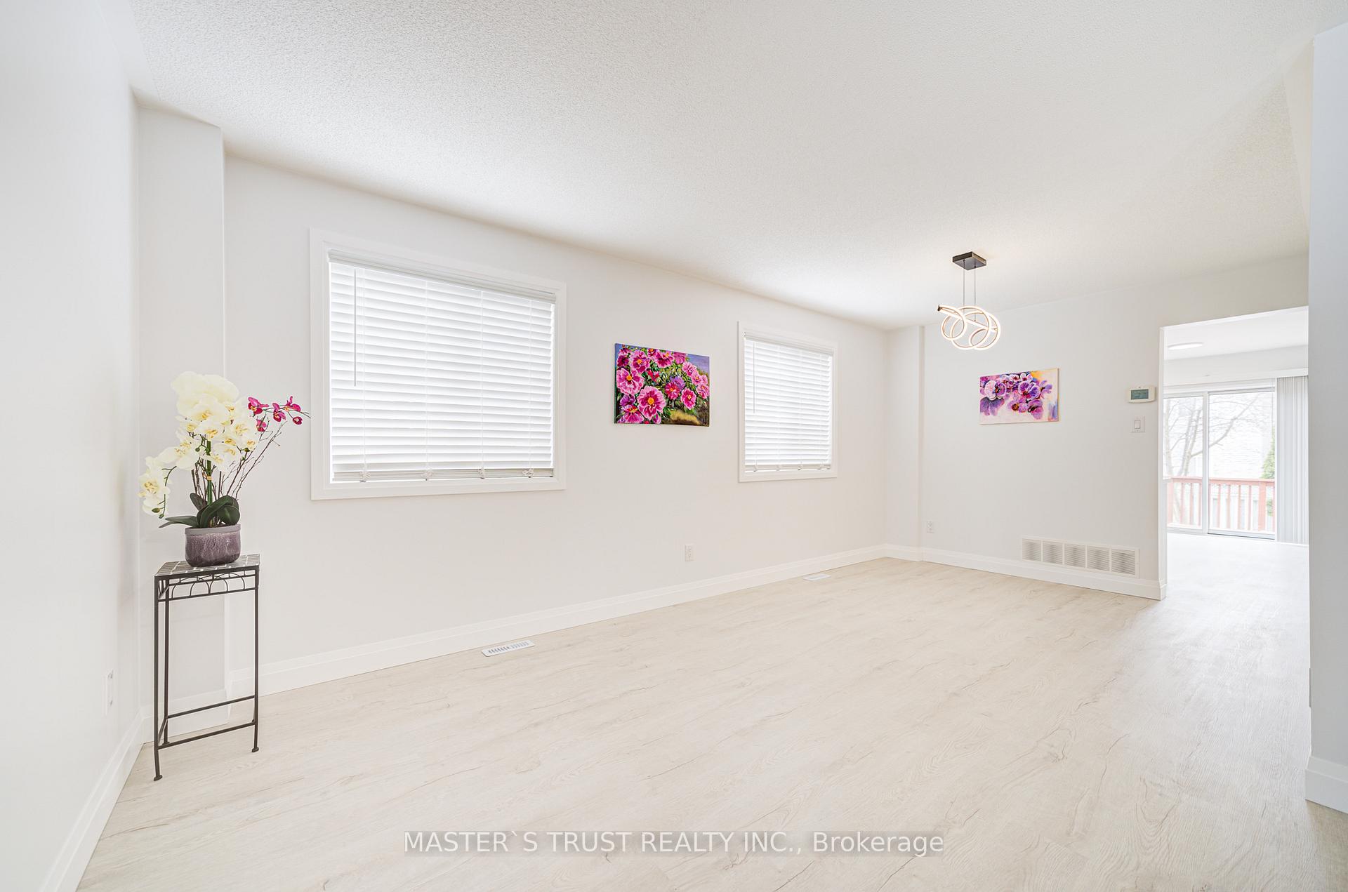 Photo 8 of 20 Red Oak Drive, Barrie, Holly — HOMEH