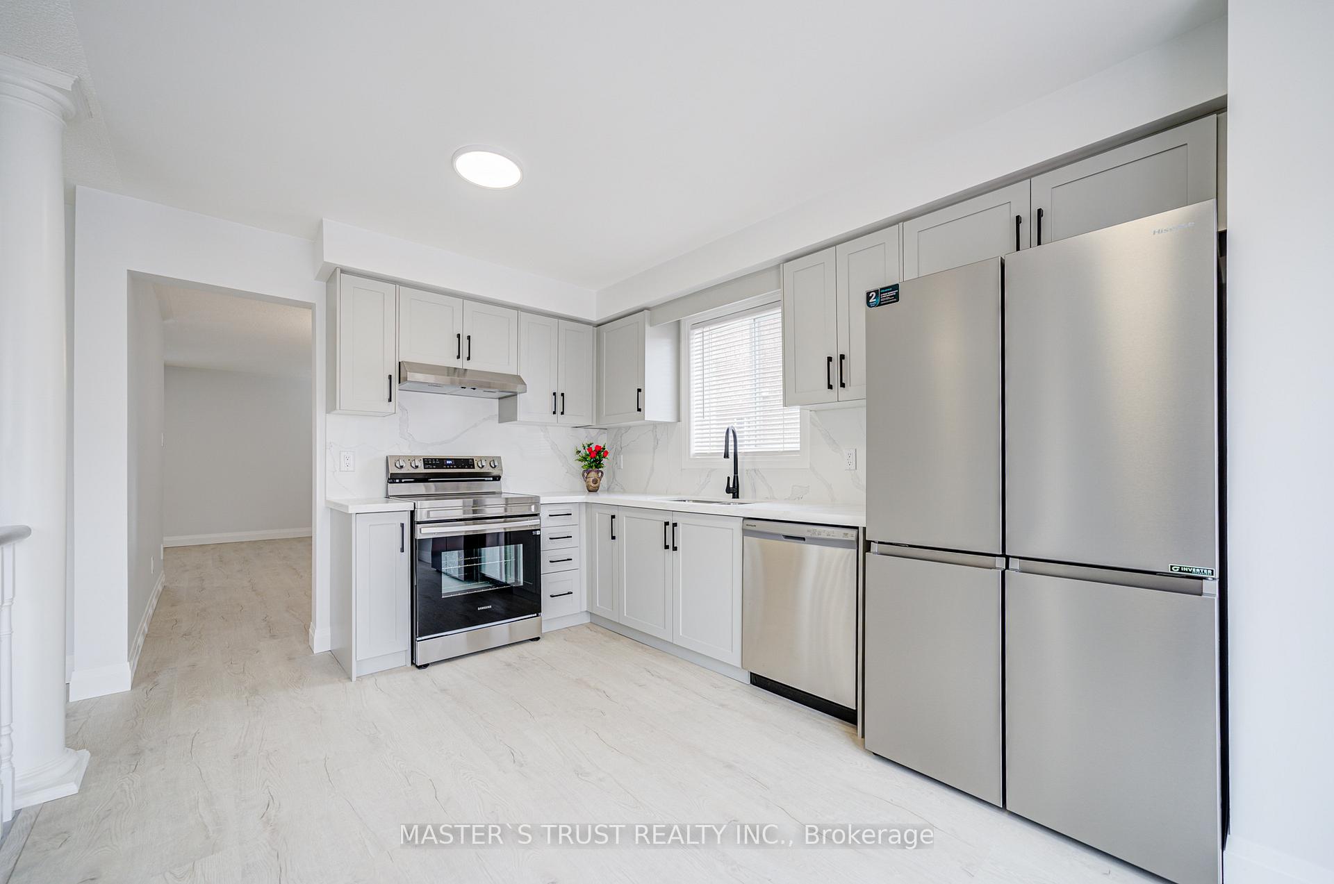 Photo 14 of 20 Red Oak Drive, Barrie, Holly — HOMEH