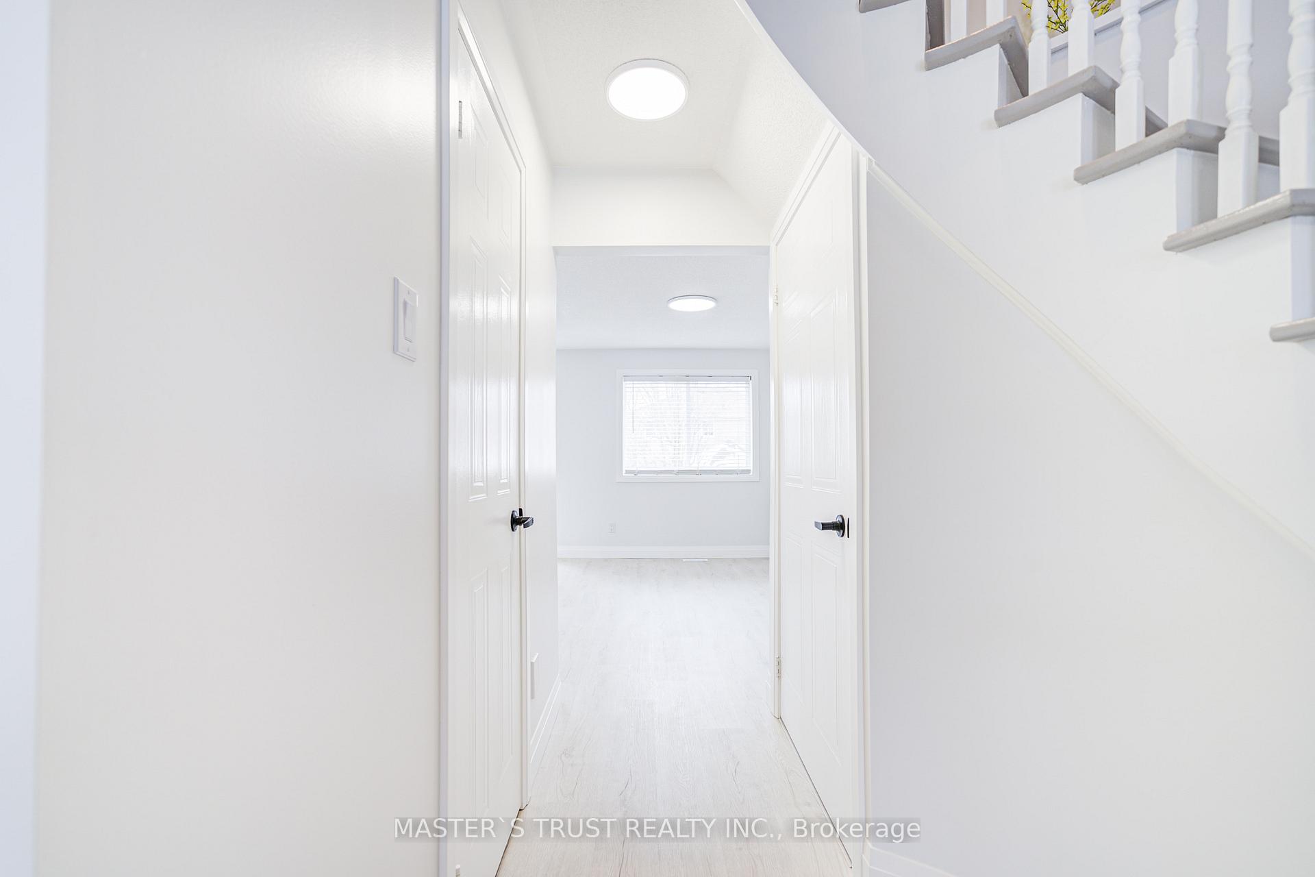 Photo 19 of 20 Red Oak Drive, Barrie, Holly — HOMEH