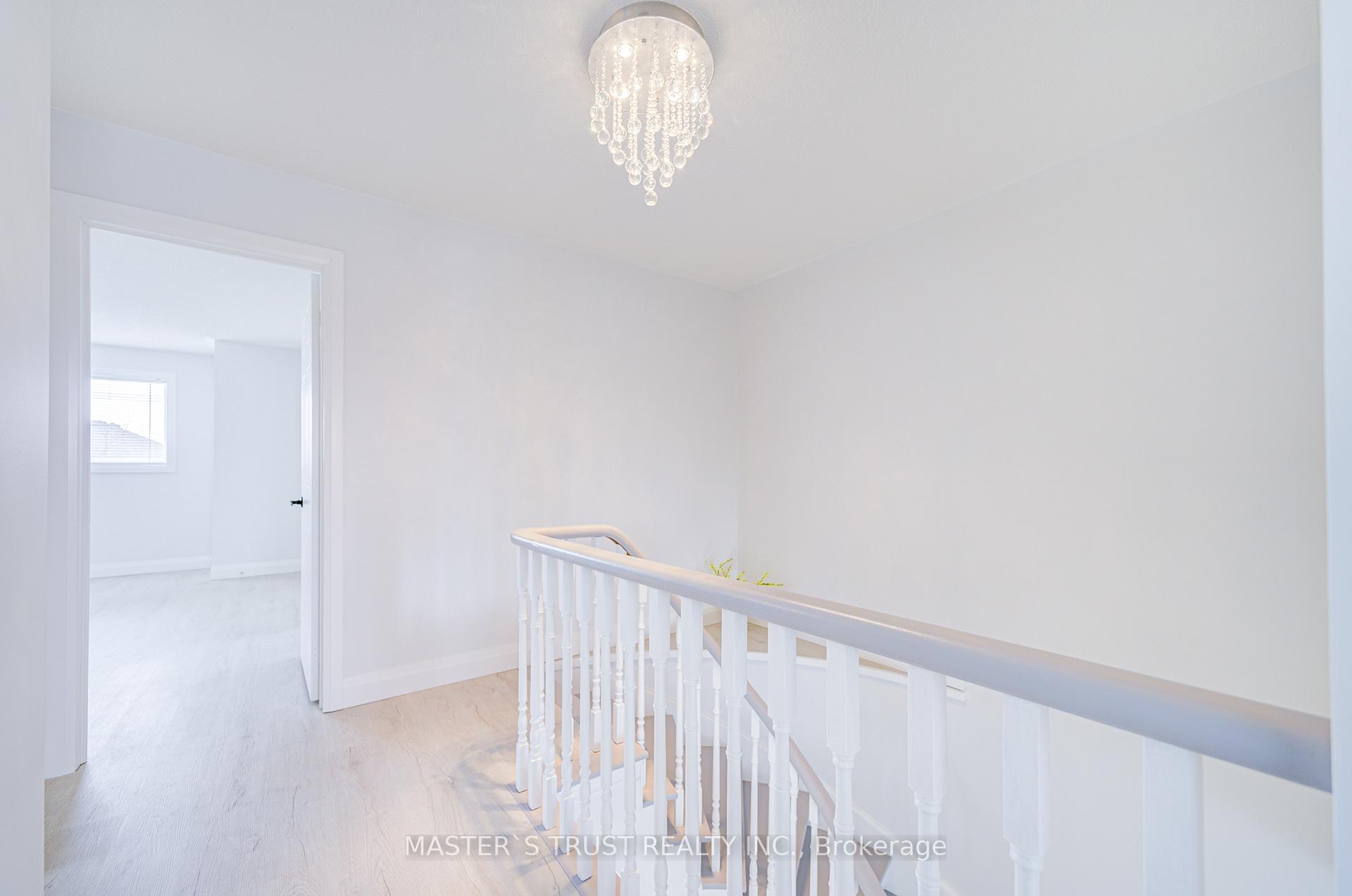 Photo 21 of 20 Red Oak Drive, Barrie, Holly — HOMEH