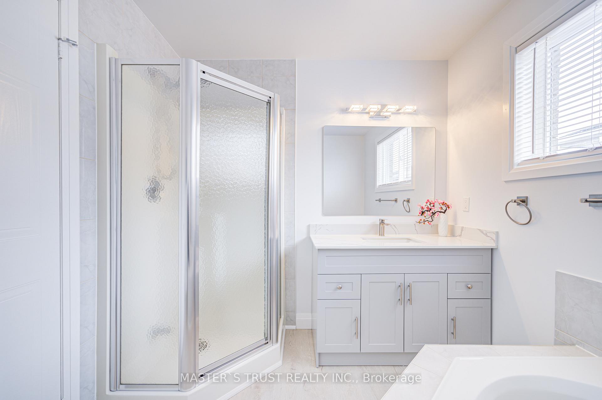 Photo 25 of 20 Red Oak Drive, Barrie, Holly — HOMEH