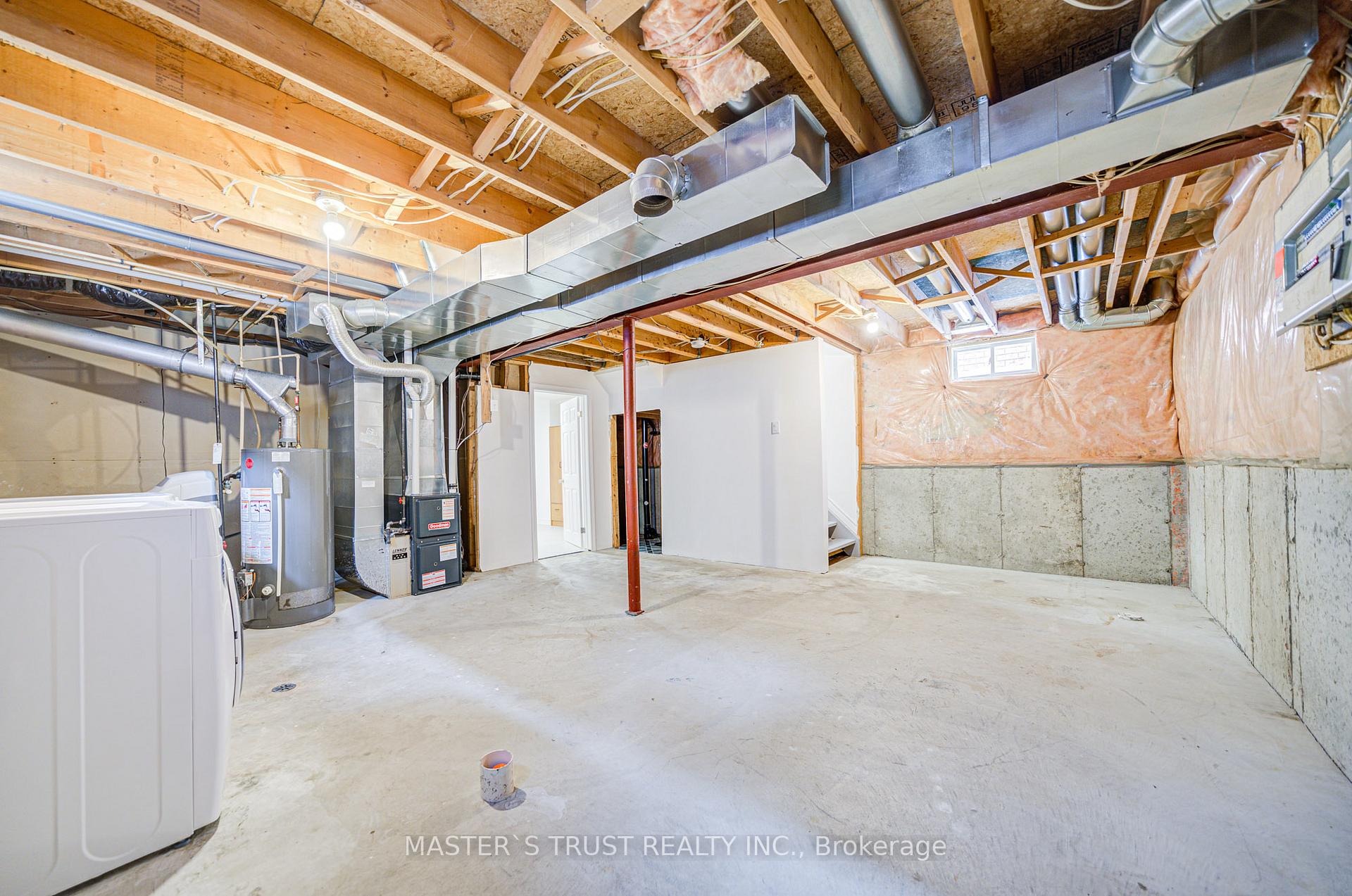 Photo 32 of 20 Red Oak Drive, Barrie, Holly — HOMEH