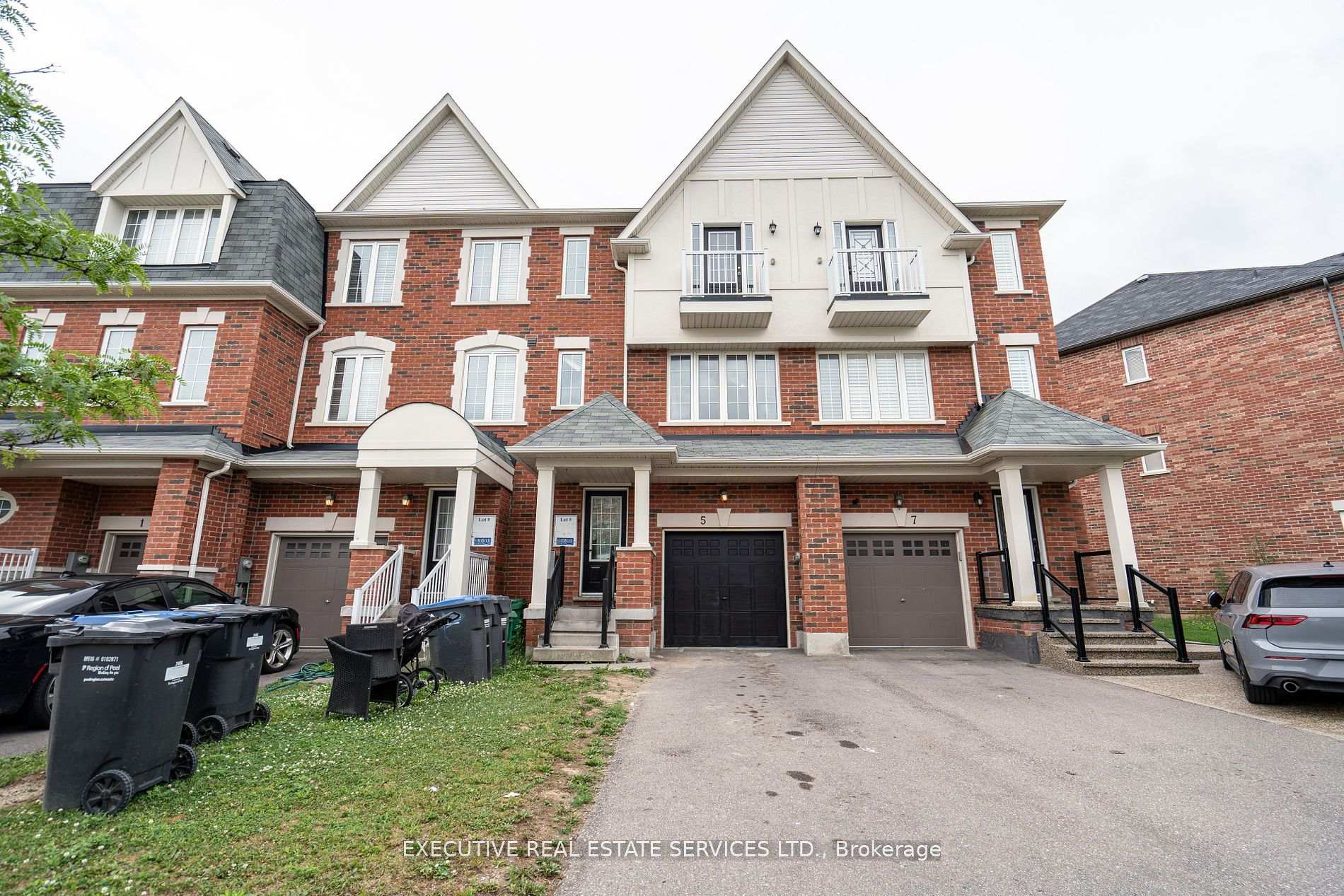 Front of 5 Sprucewood Road
