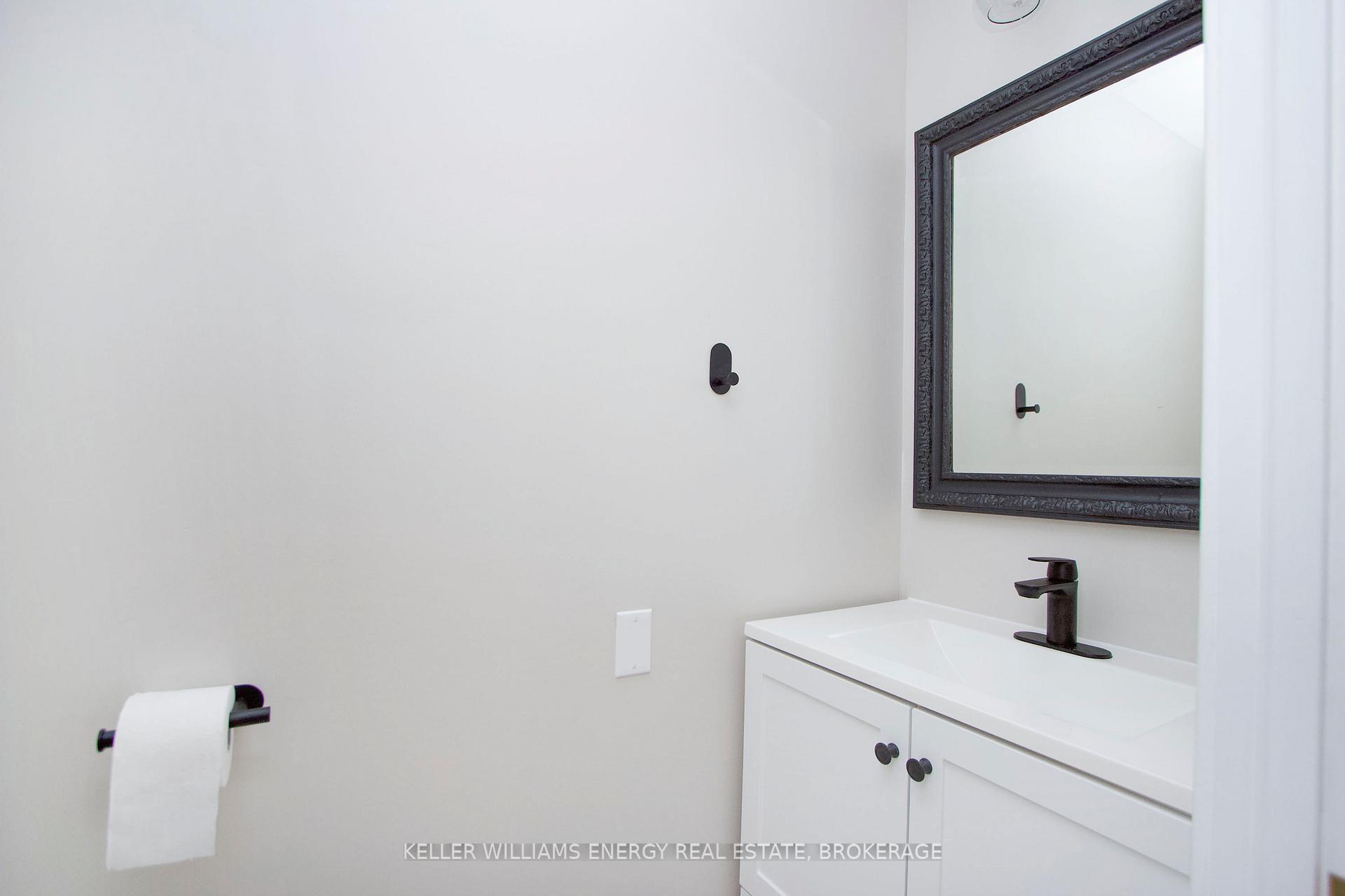 Photo 9 of 894 Robson Street, Oshawa, Lakeview — HOMEH