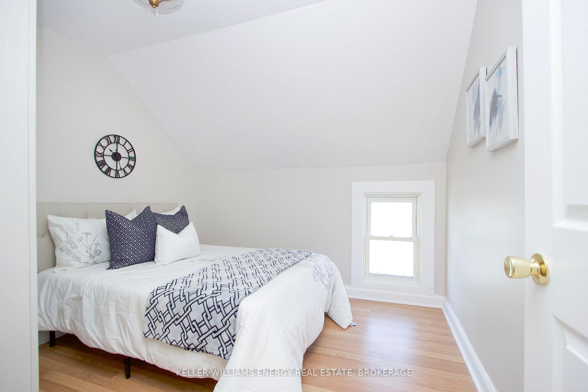 Photo 12 of 894 Robson Street, Oshawa, Lakeview — HOMEH