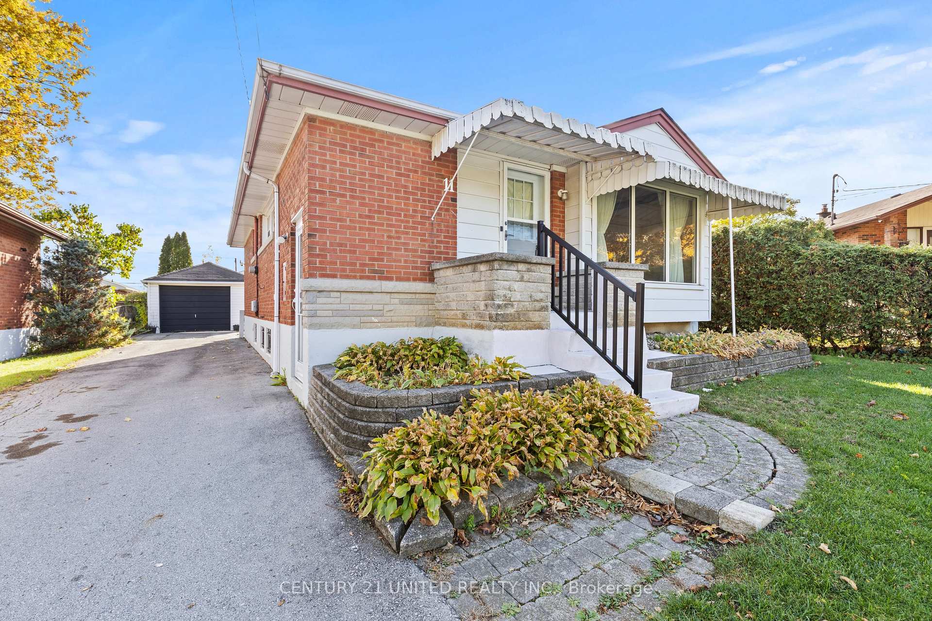 Front of 11 Helga Court