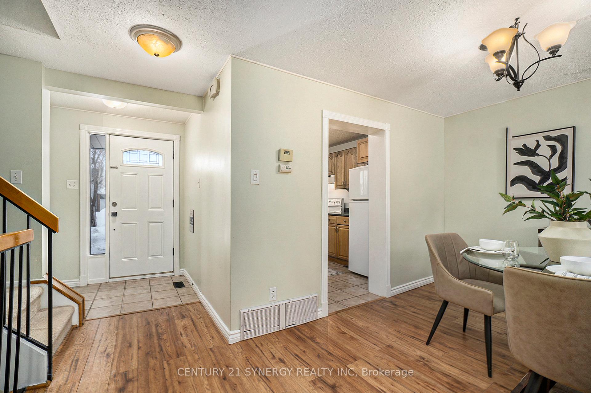 Photo 15 of 2 Berkshire Way, Ottawa, Barrhaven - Pheasant Run — HOMEH