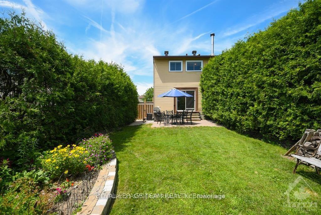 Photo 38 of 2 Berkshire Way, Ottawa, Barrhaven - Pheasant Run — HOMEH