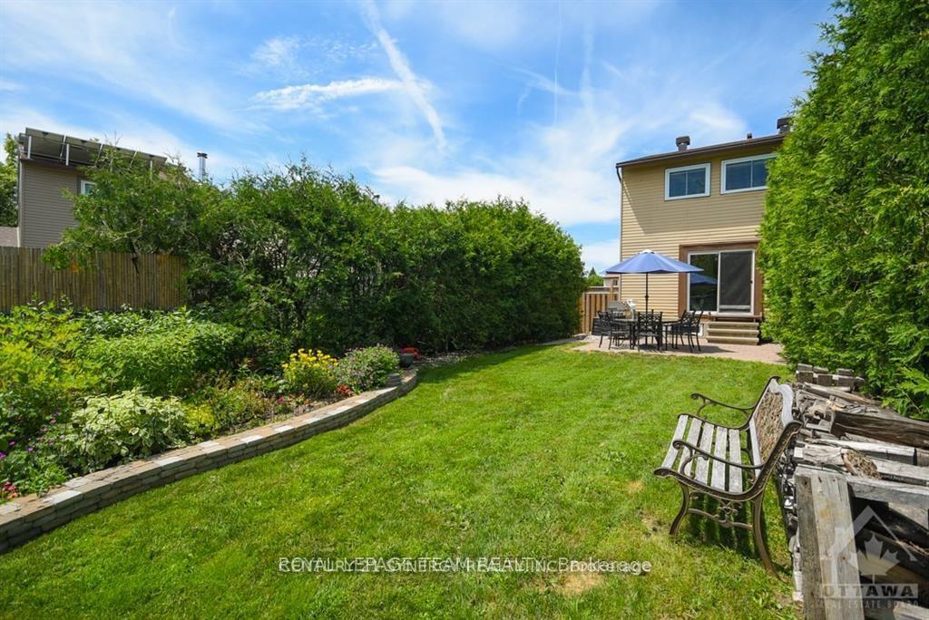 Photo 40 of 2 Berkshire Way, Ottawa, Barrhaven - Pheasant Run — HOMEH