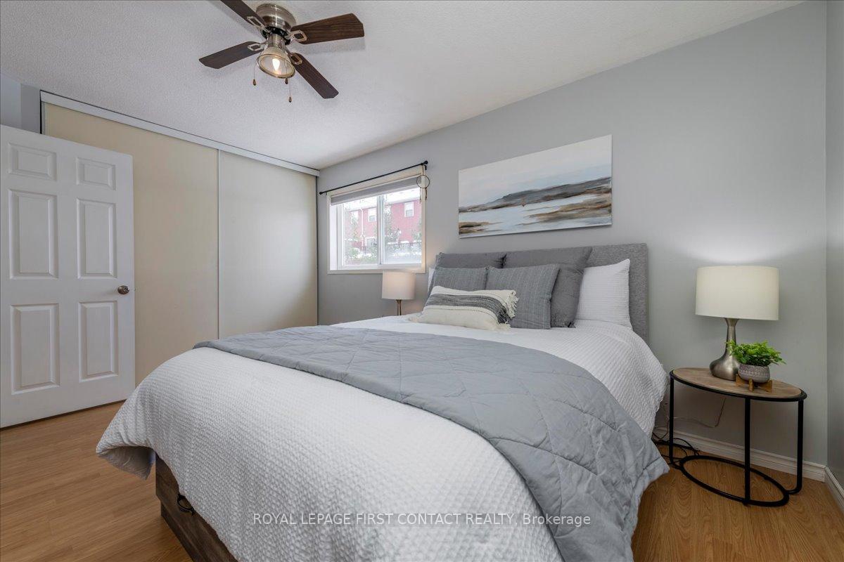 Photo 13 of 68 Draper Crescent, Barrie, Painswick North — HOMEH