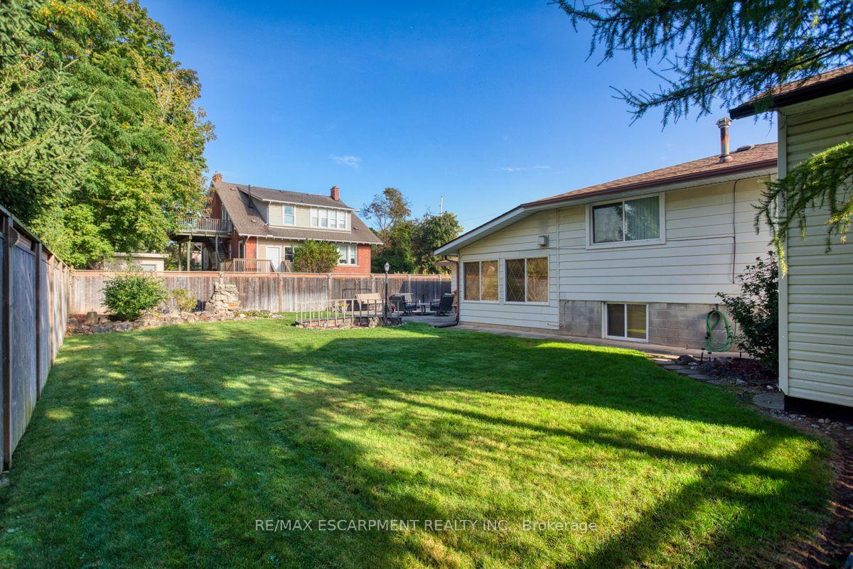 Photo 31 of 984 Easterbrook Avenue, Burlington, Bayview — HOMEH