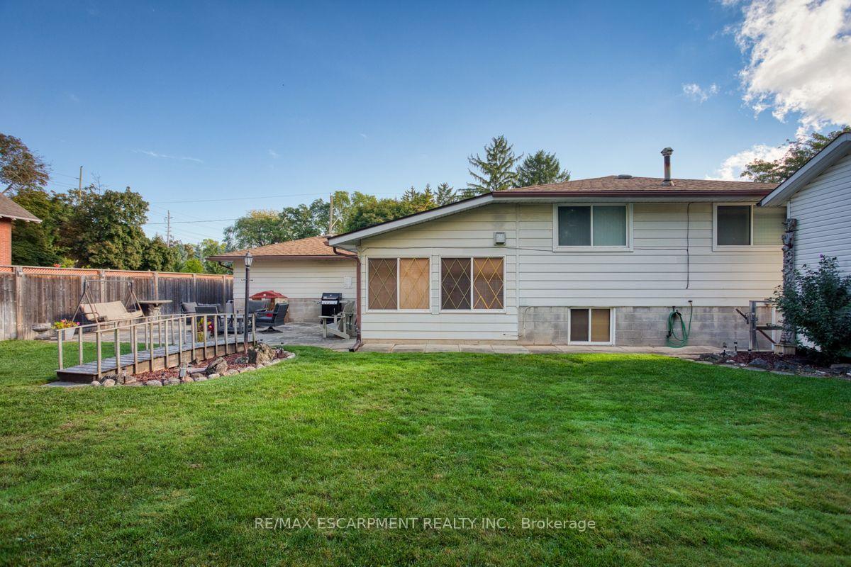 Photo 32 of 984 Easterbrook Avenue, Burlington, Bayview — HOMEH