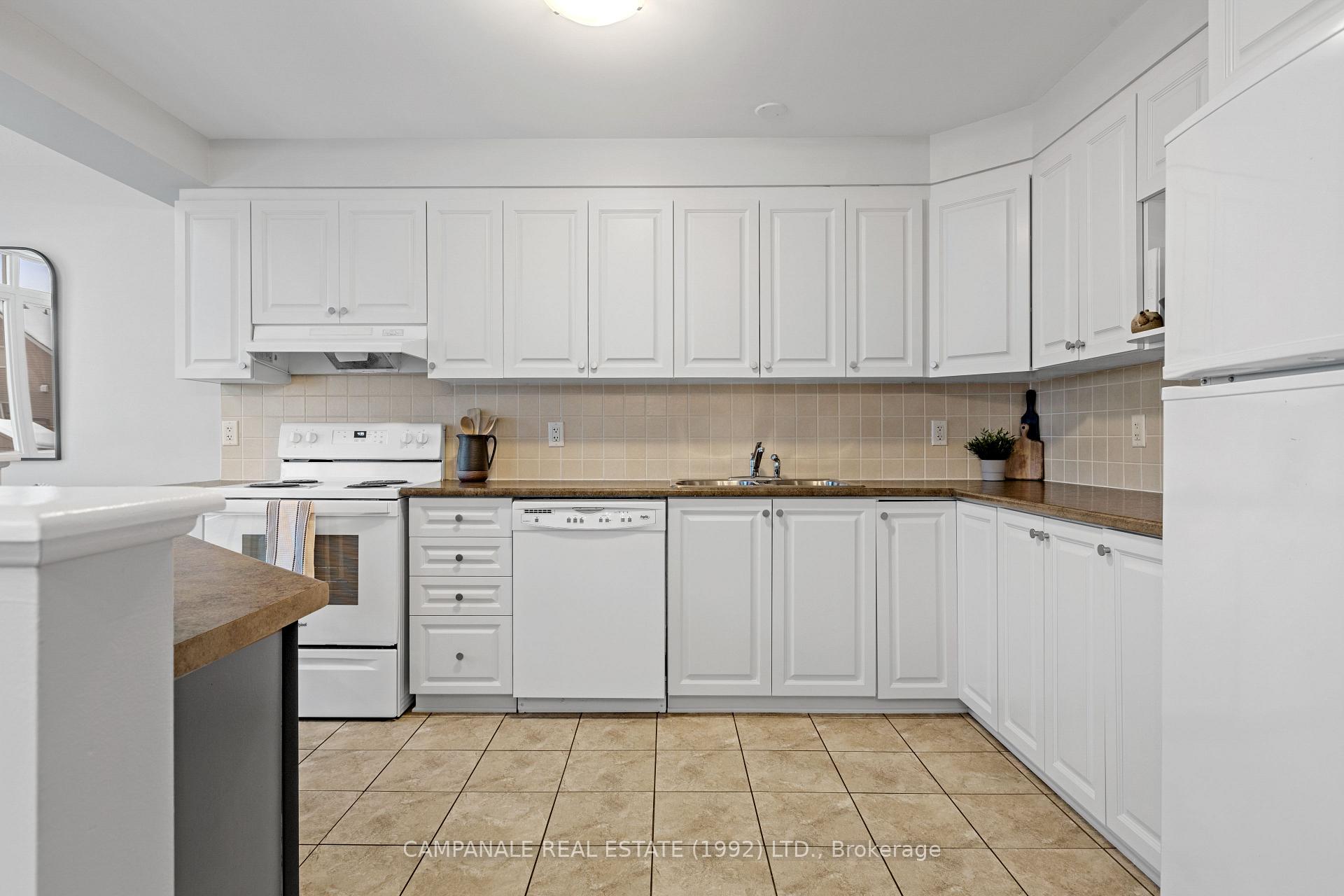 Photo 8 of 94 Wolff Crescent, Arnprior — HOMEH