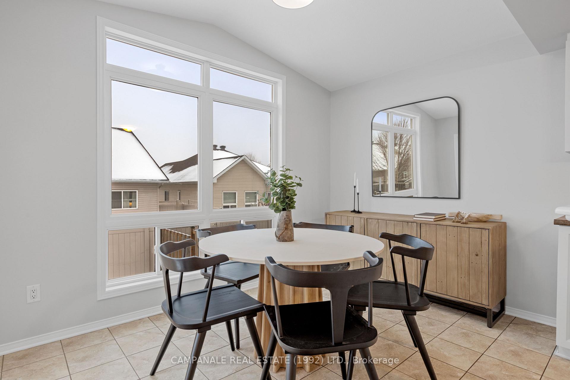 Photo 10 of 94 Wolff Crescent, Arnprior — HOMEH
