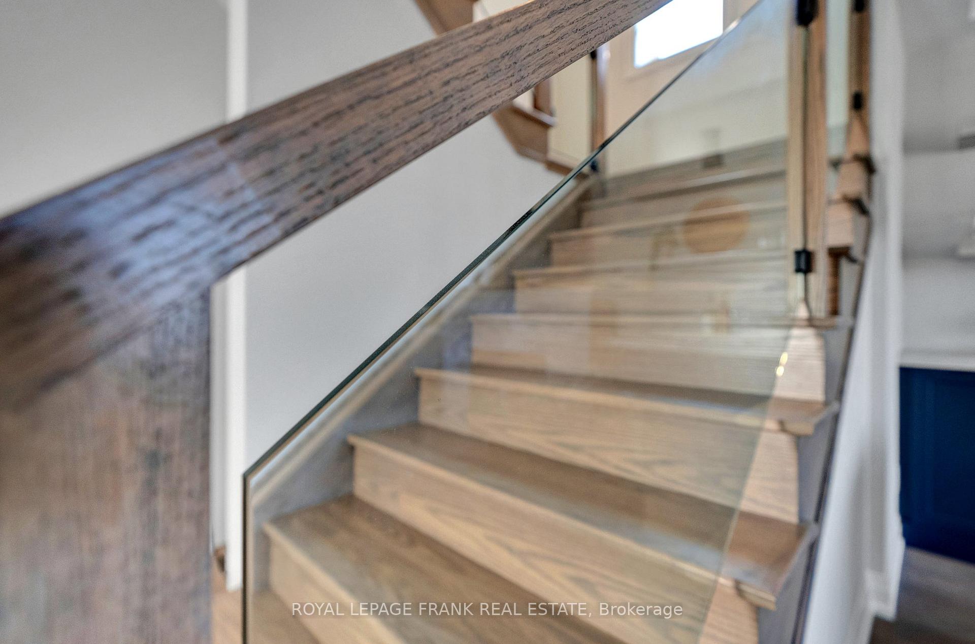 Photo 20 of 628 Capilano Crescent, Oshawa, Donevan — HOMEH