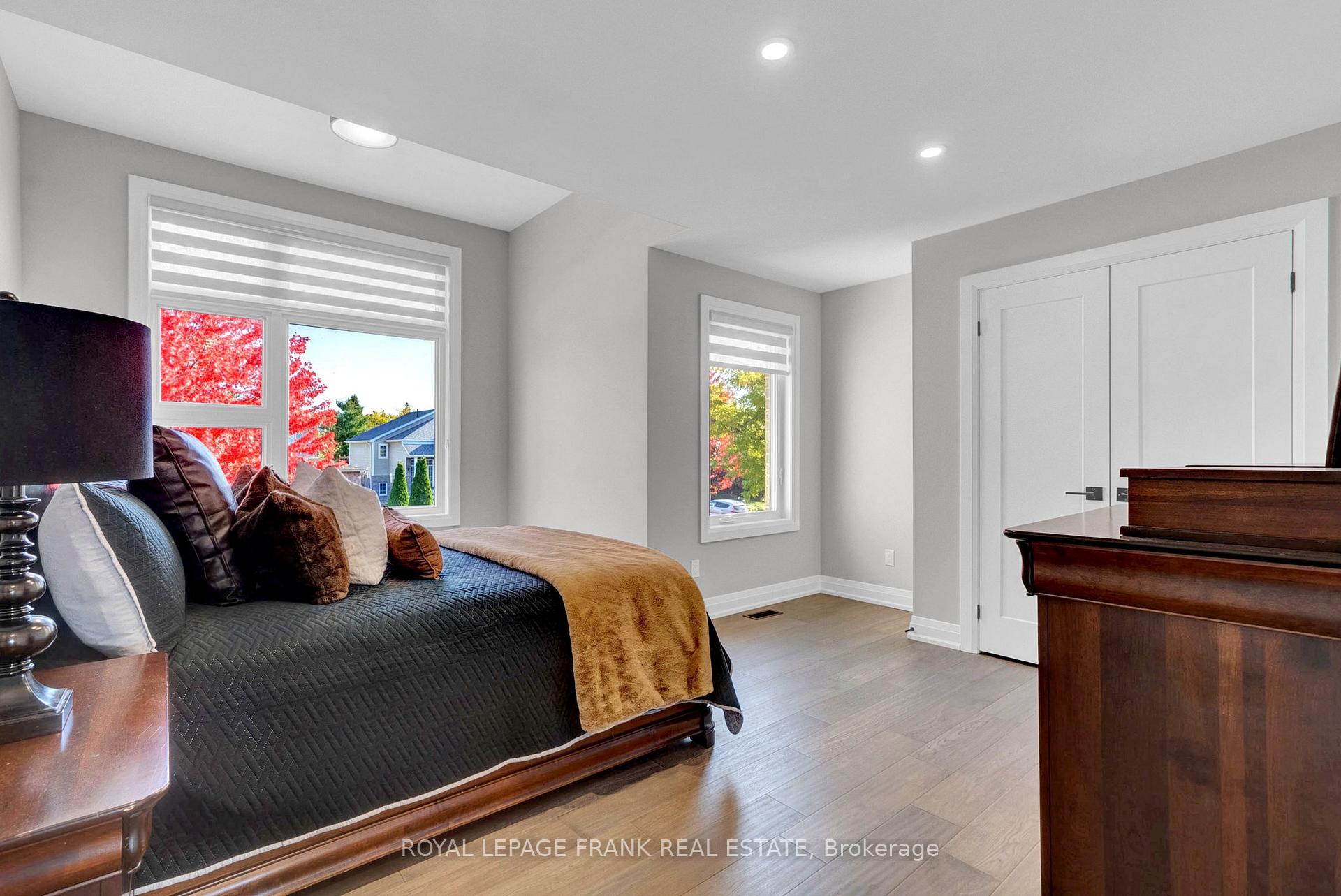 Photo 25 of 628 Capilano Crescent, Oshawa, Donevan — HOMEH